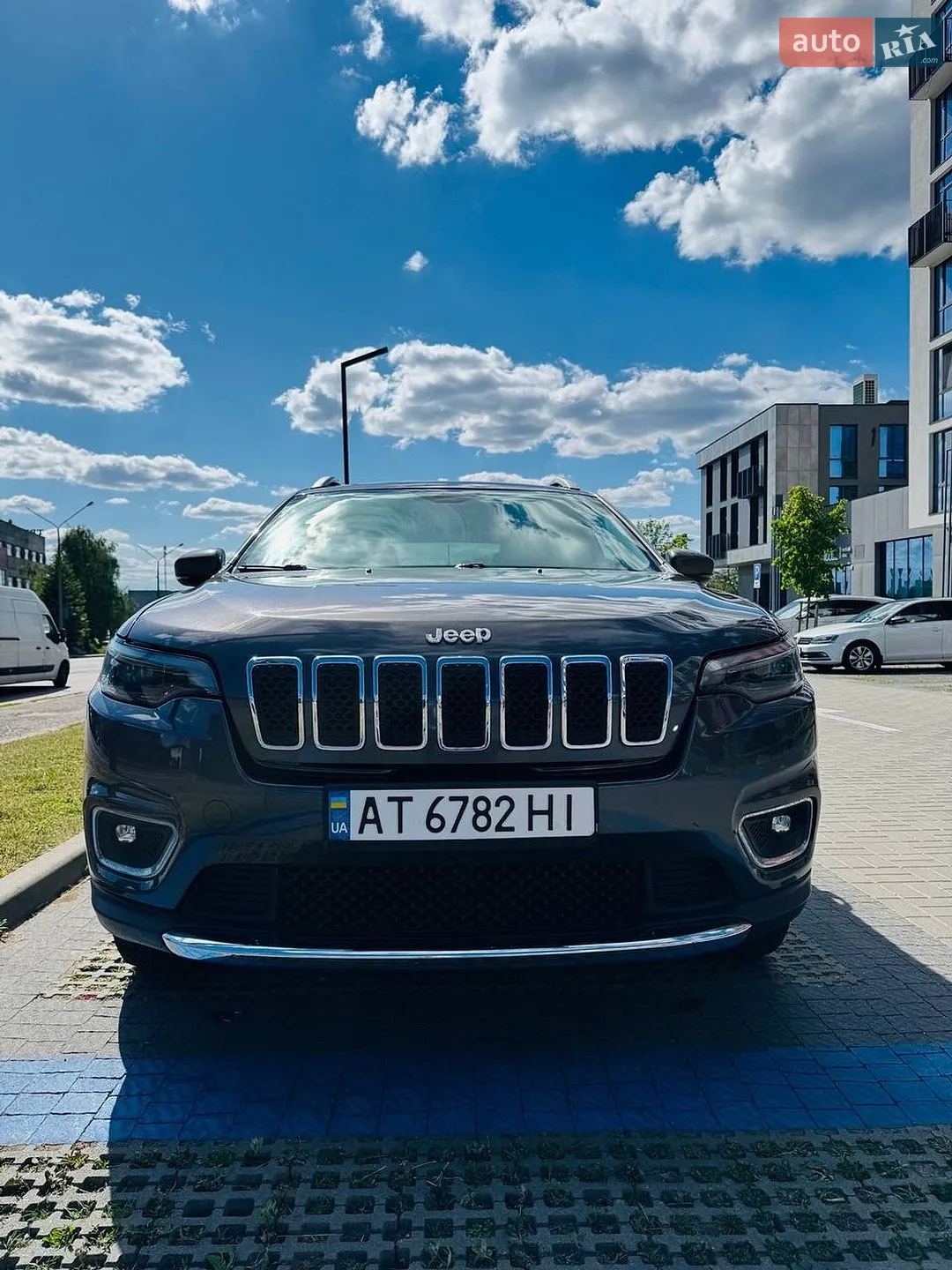 2018 Jeep Cherokee - мініатюра 3