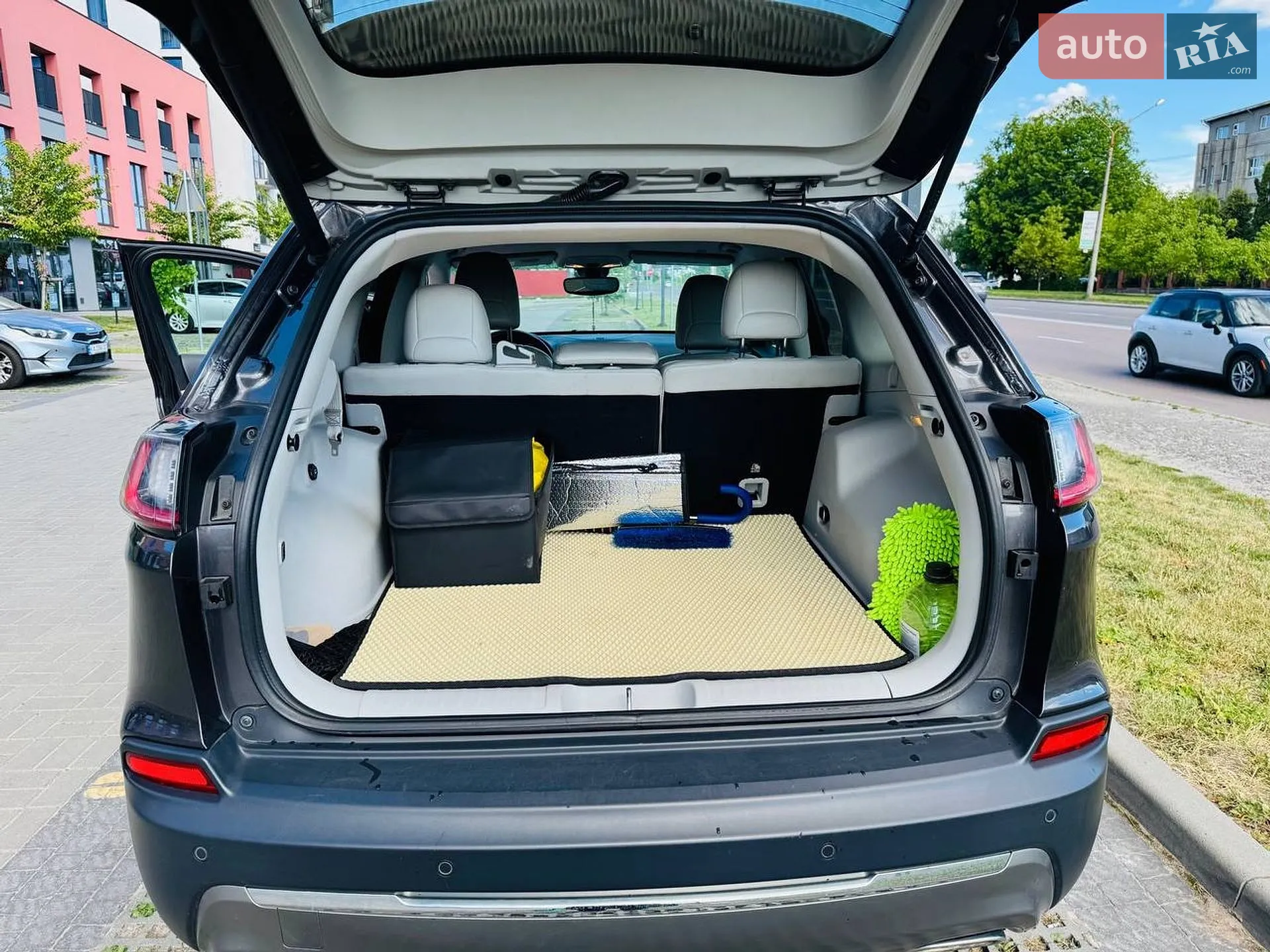 2018 Jeep Cherokee - мініатюра 19