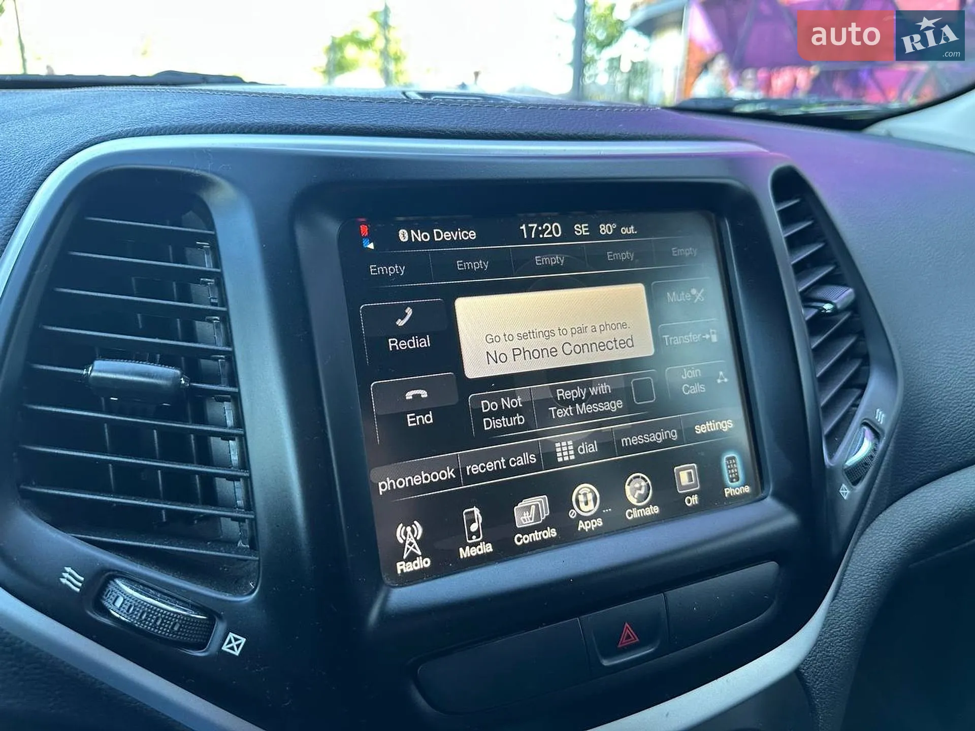 2017 Jeep Cherokee - мініатюра 16
