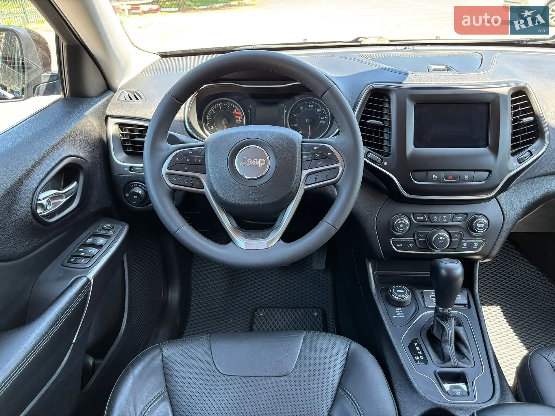 2021 Jeep Cherokee - мініатюра 19