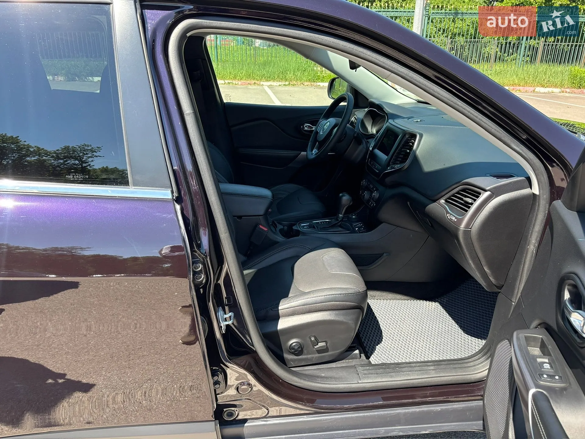 2021 Jeep Cherokee - мініатюра 26