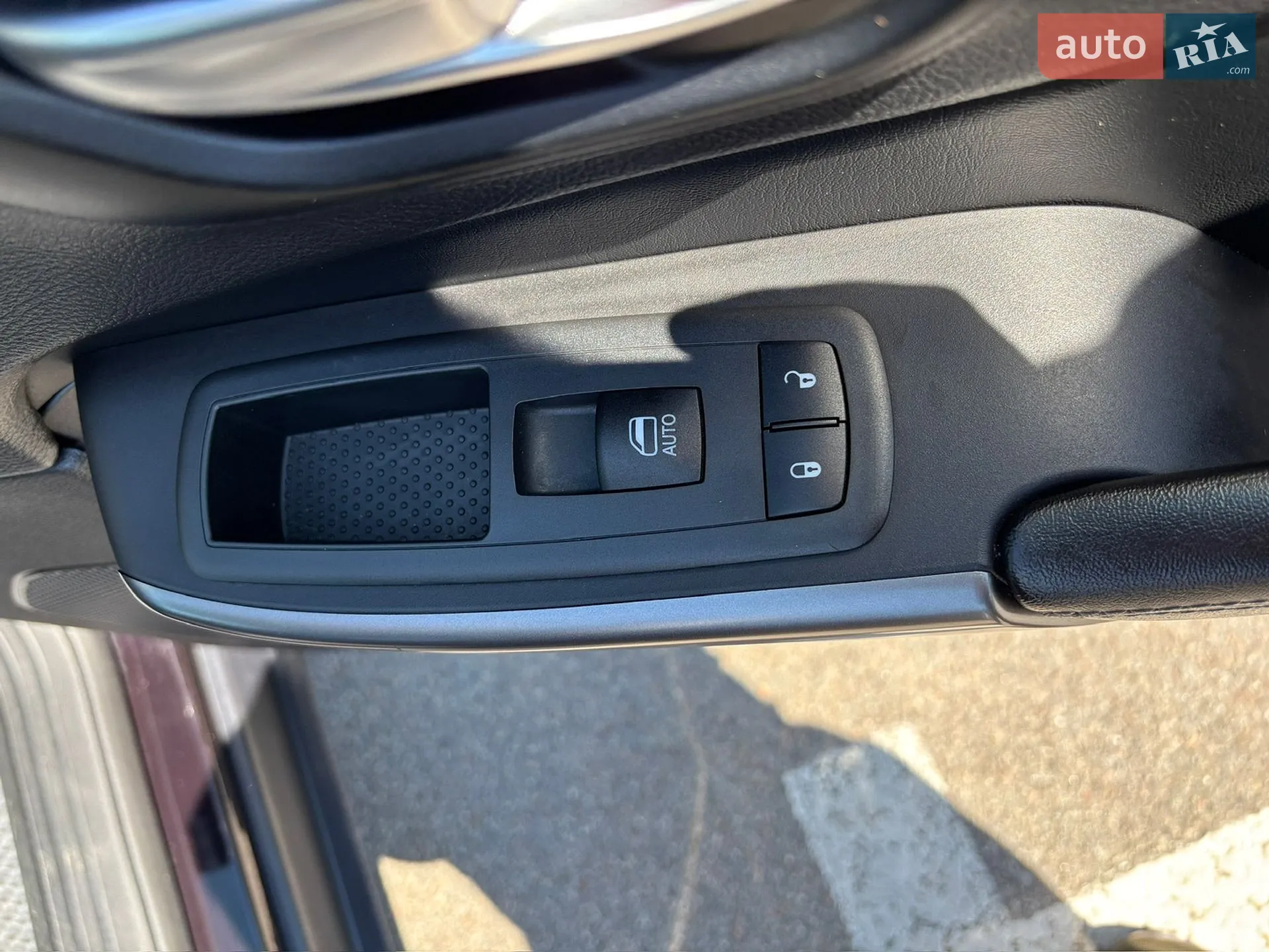 2021 Jeep Cherokee - мініатюра 37