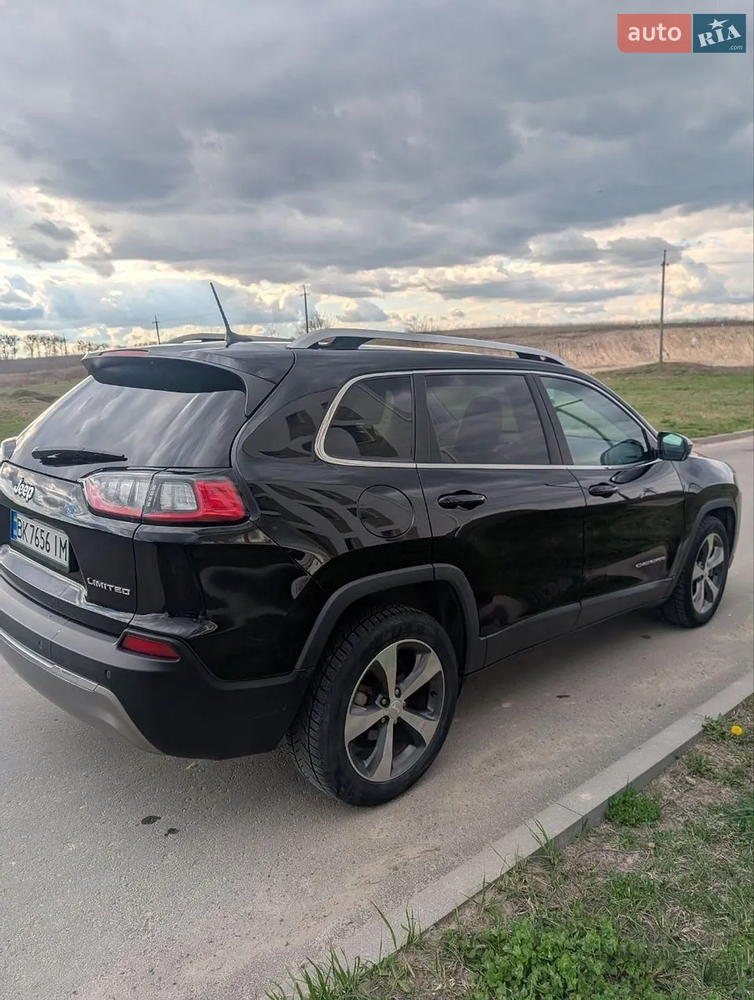 2019 Jeep Cherokee - мініатюра 7