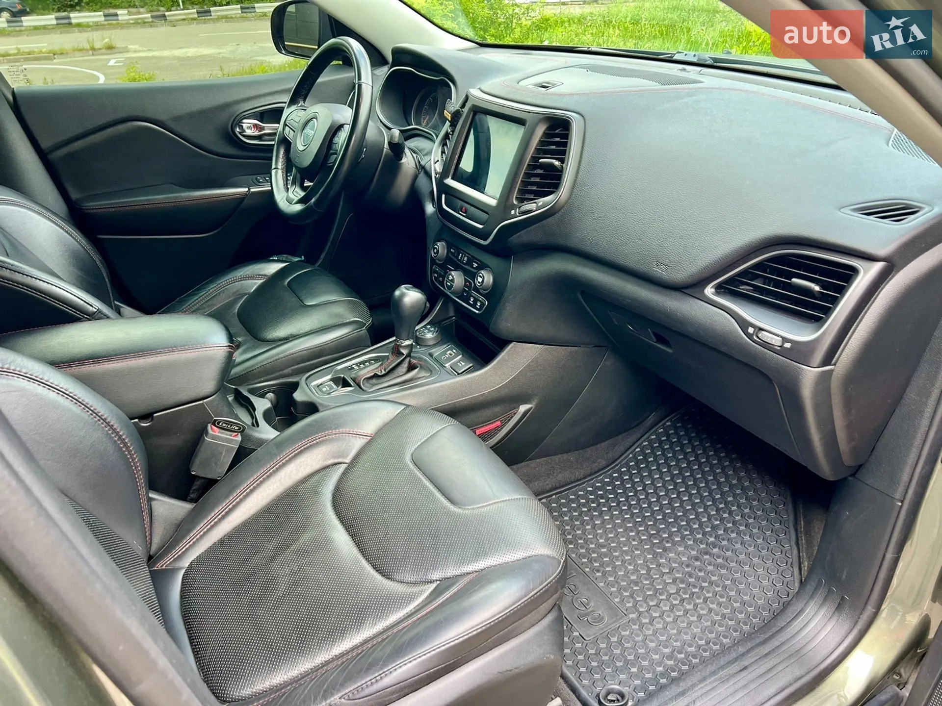 2018 Jeep Cherokee - мініатюра 18
