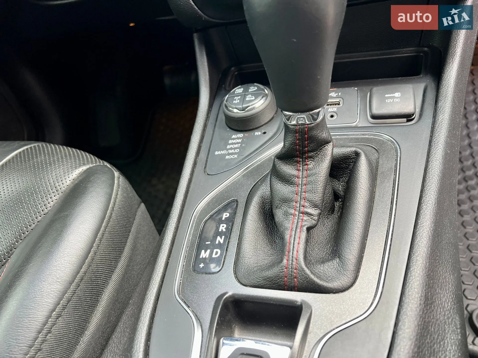 2018 Jeep Cherokee - мініатюра 23