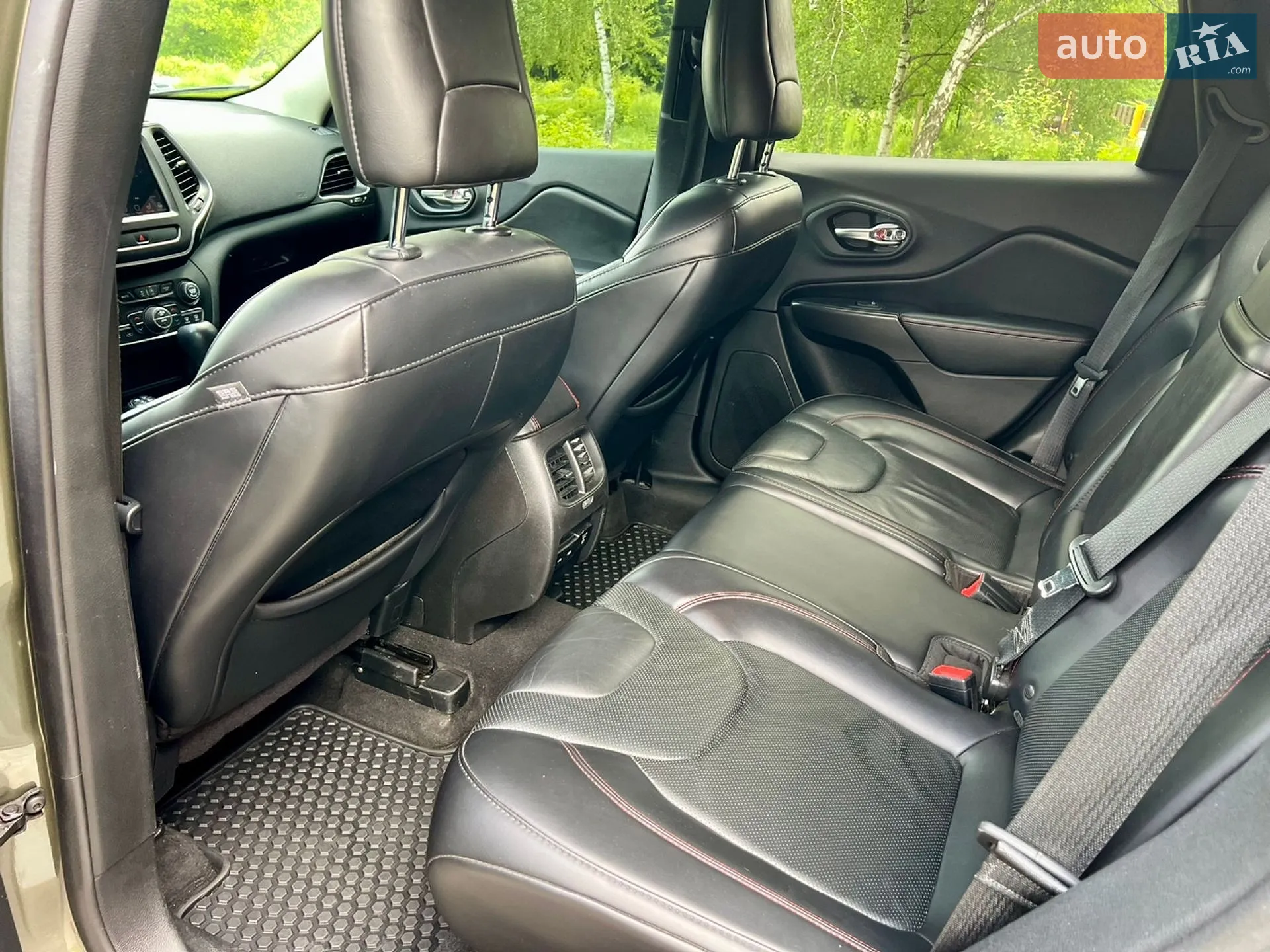 2018 Jeep Cherokee - мініатюра 33