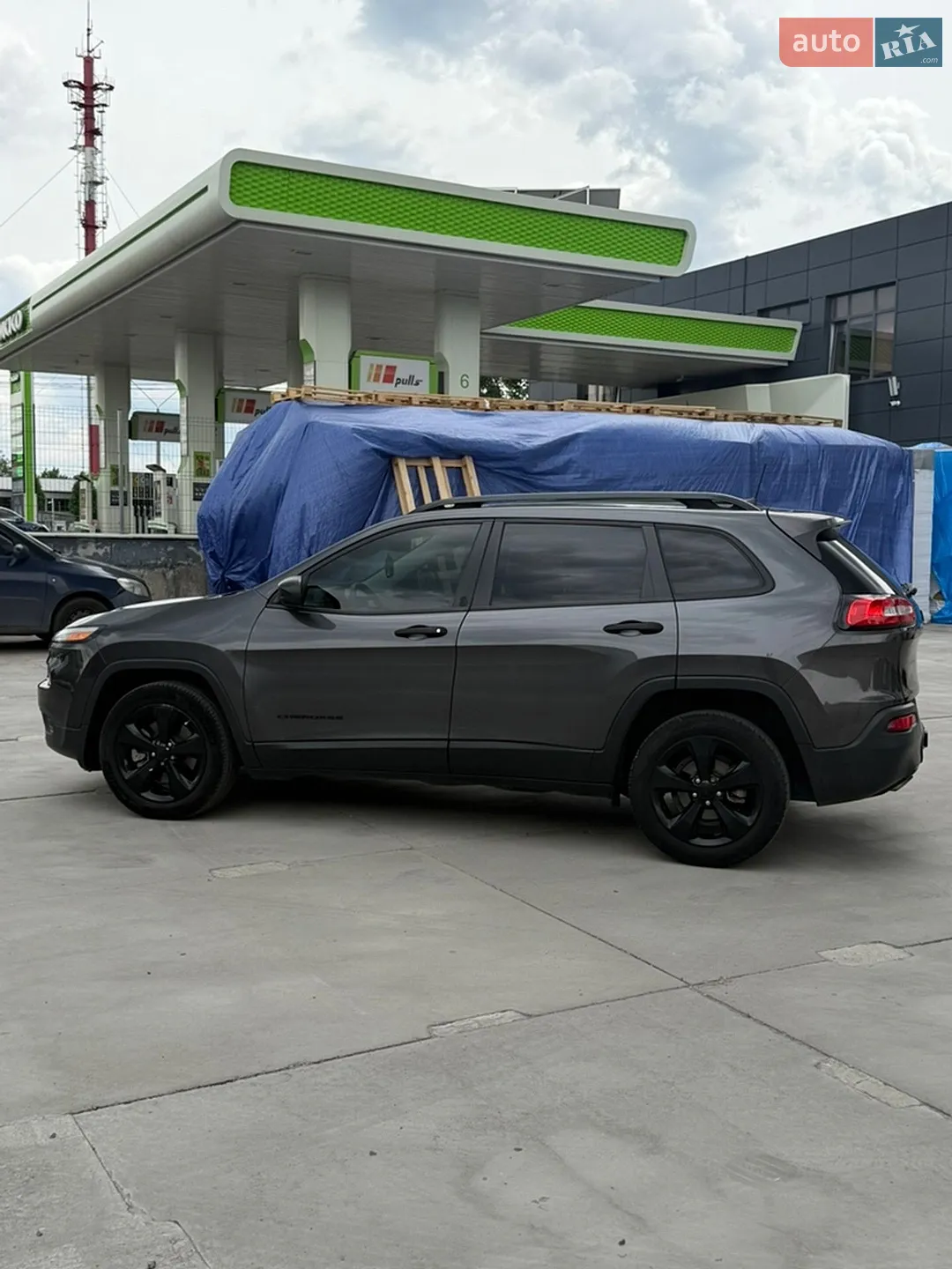 2016 Jeep Cherokee - мініатюра 28