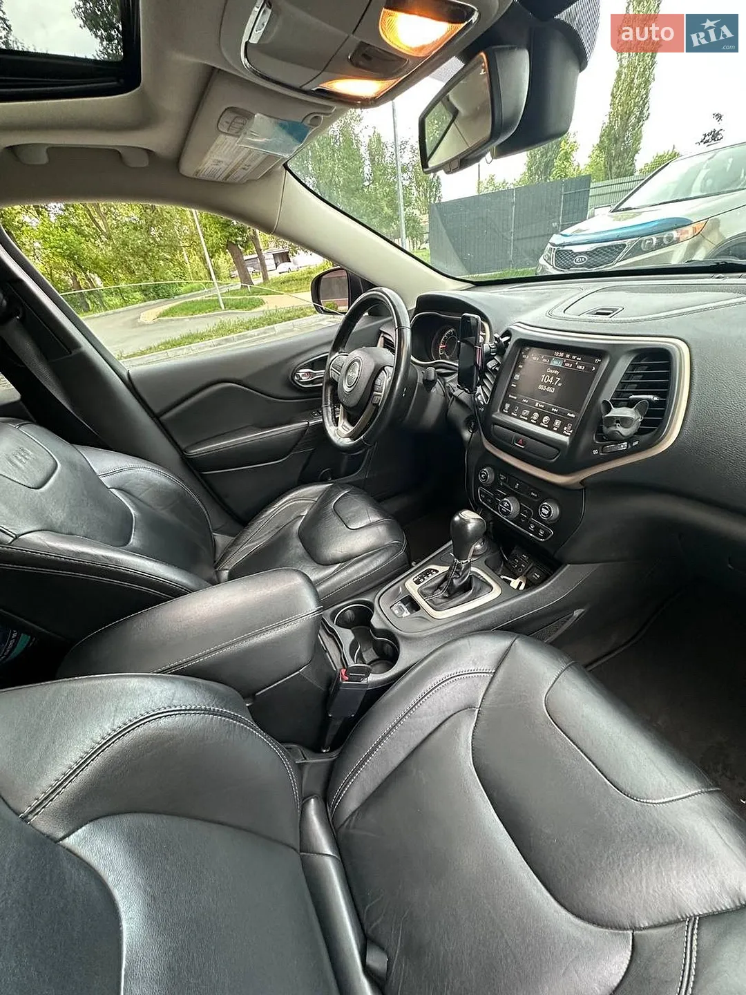2015 Jeep Cherokee - мініатюра 14
