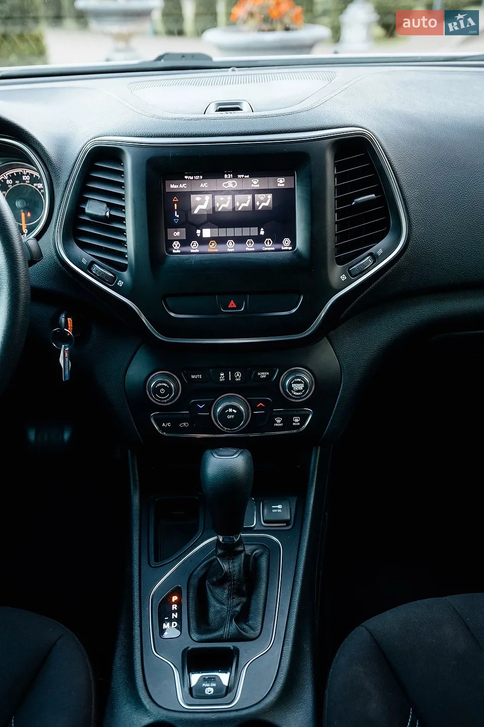 2019 Jeep Cherokee - мініатюра 38