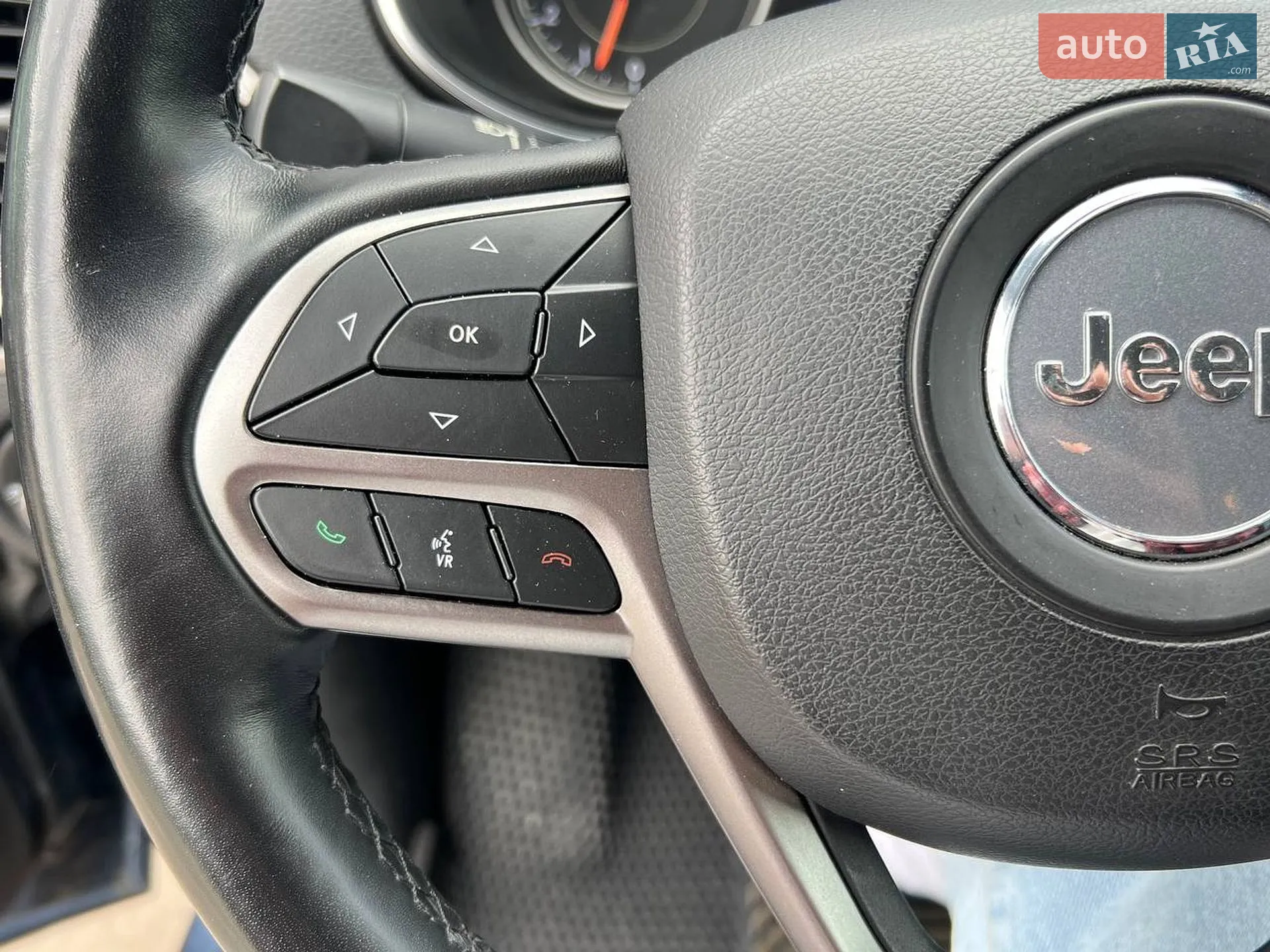 2020 Jeep Cherokee - мініатюра 15