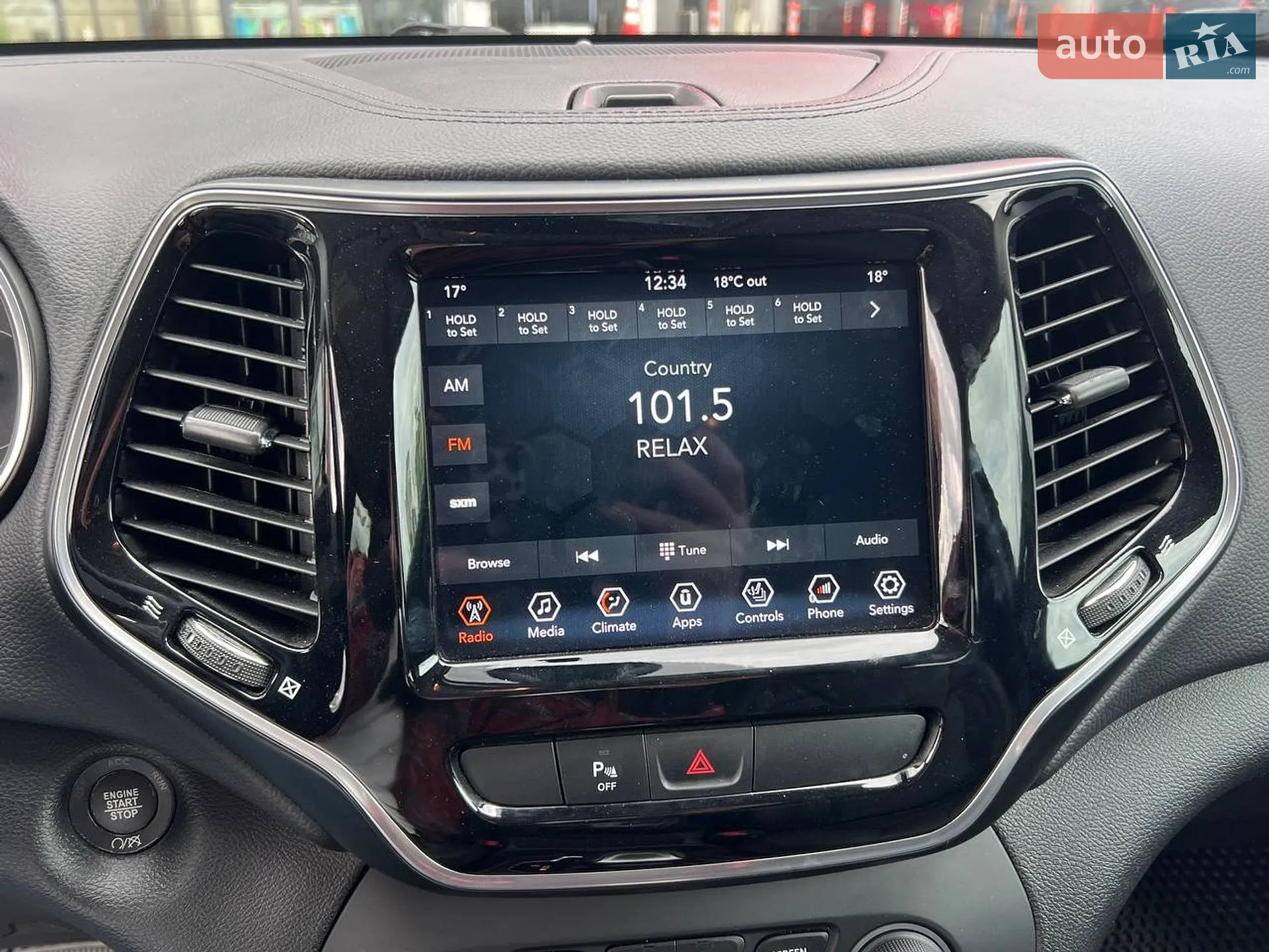 2020 Jeep Cherokee - мініатюра 17
