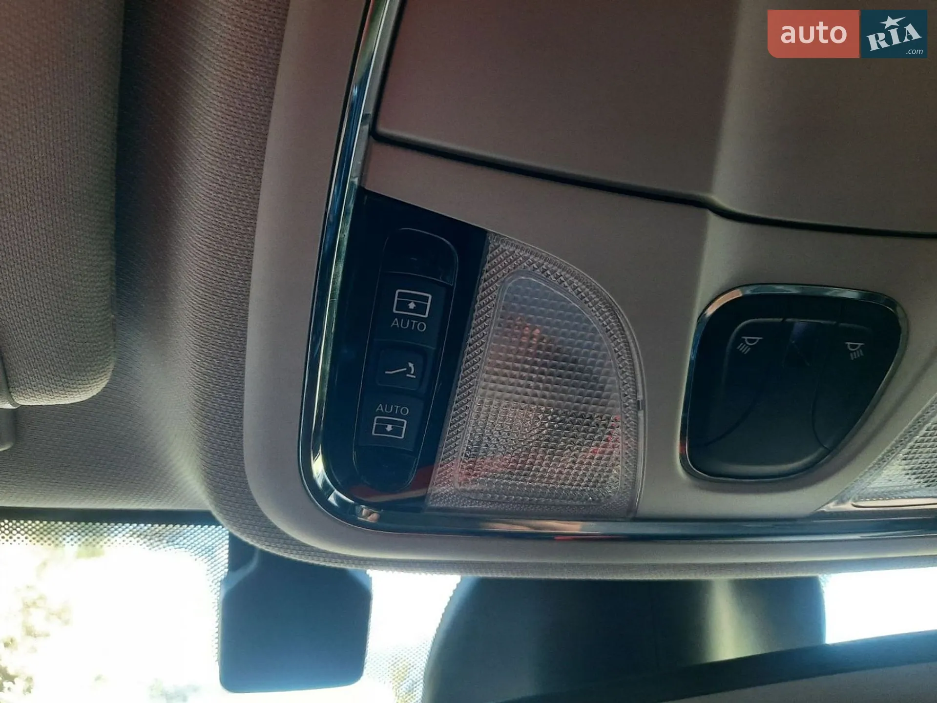 2019 Jeep Cherokee - мініатюра 17