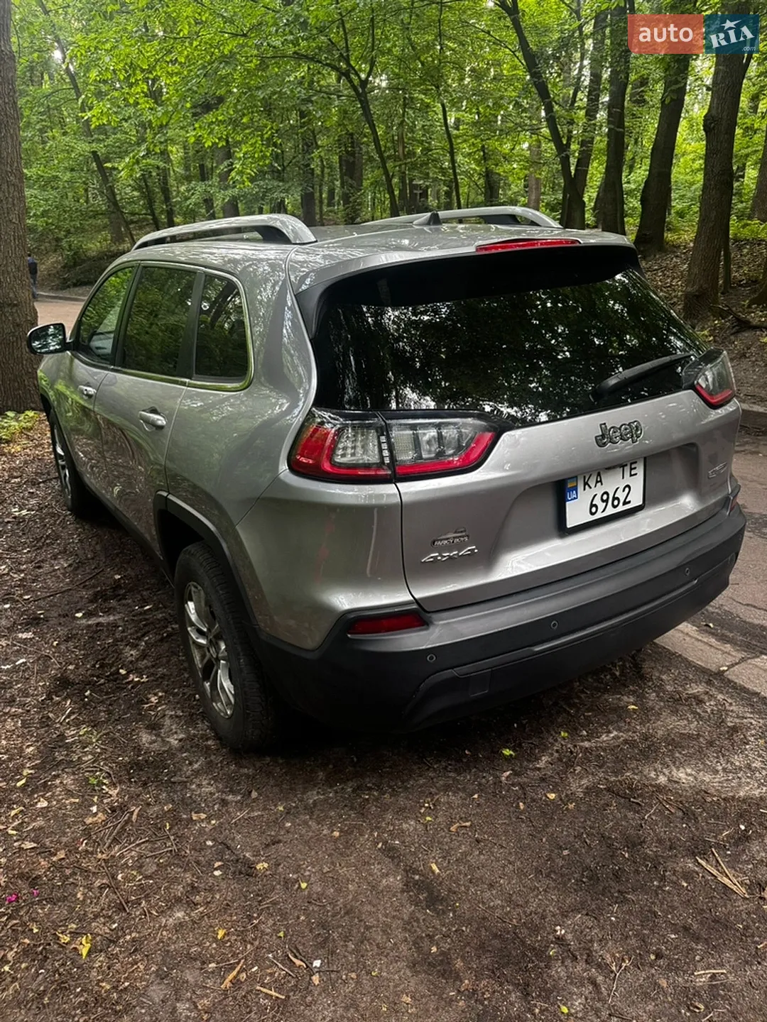 2018 Jeep Cherokee - мініатюра 8