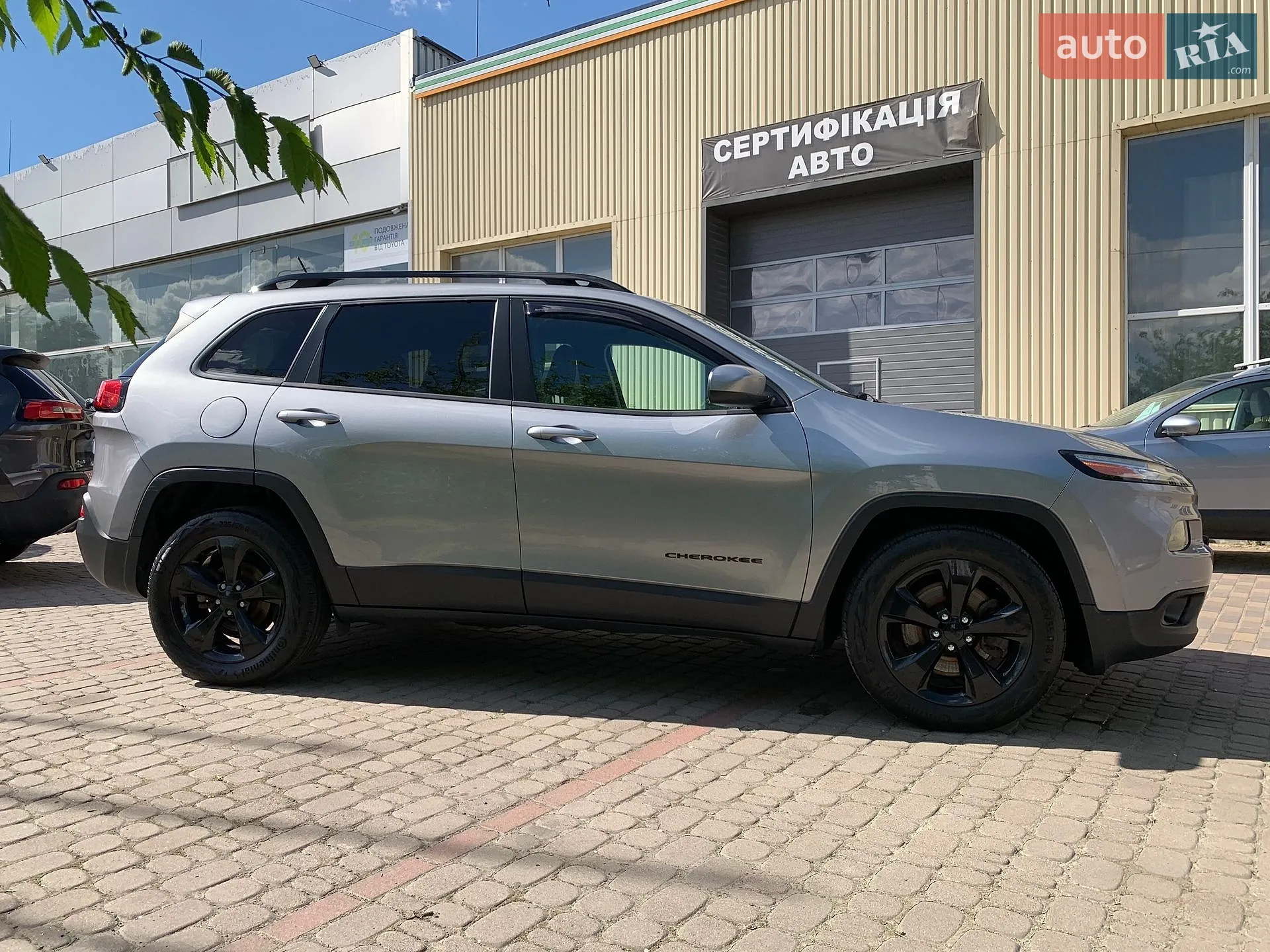 2015 Jeep Cherokee - мініатюра 13