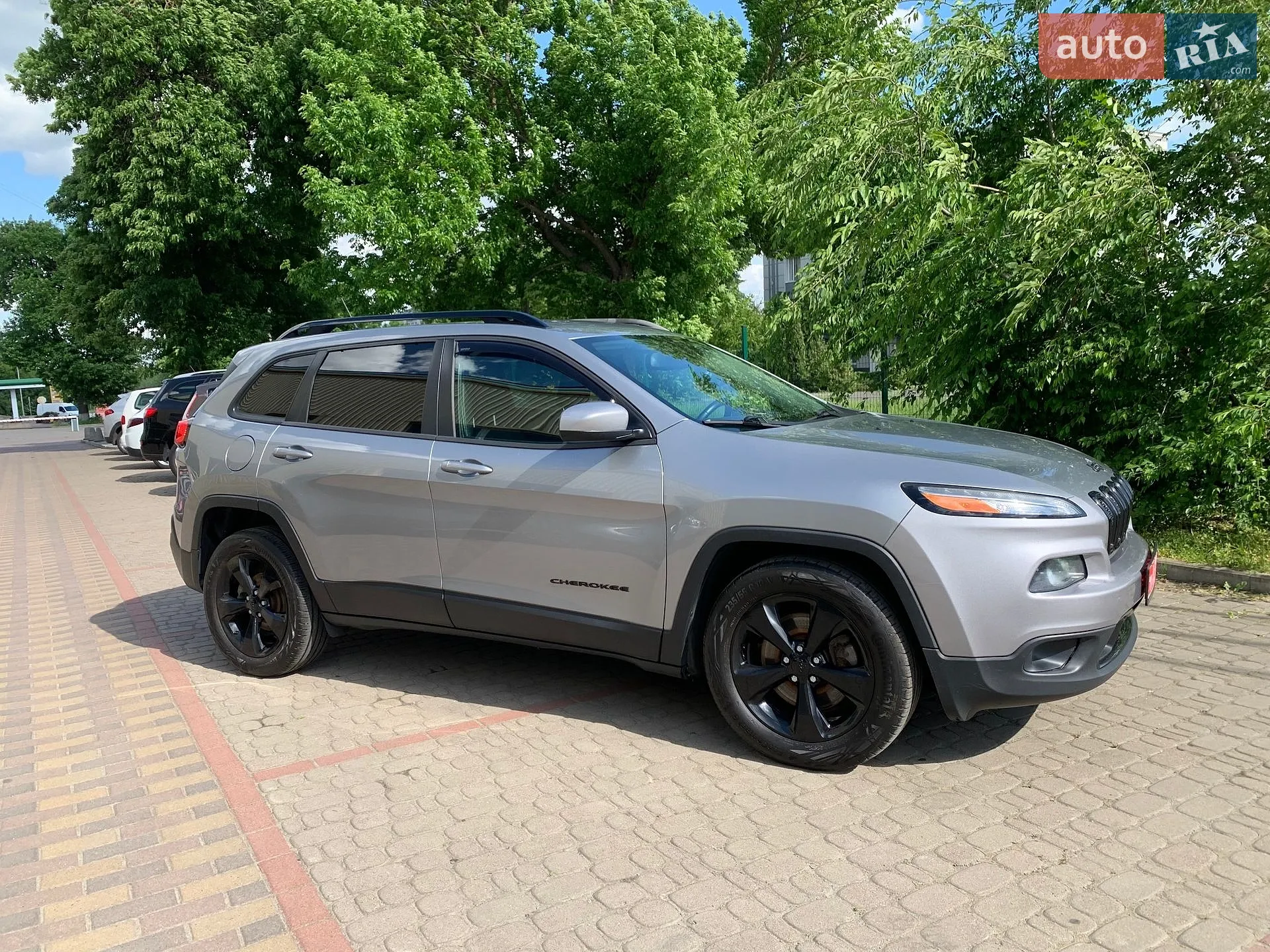 2015 Jeep Cherokee - мініатюра 12