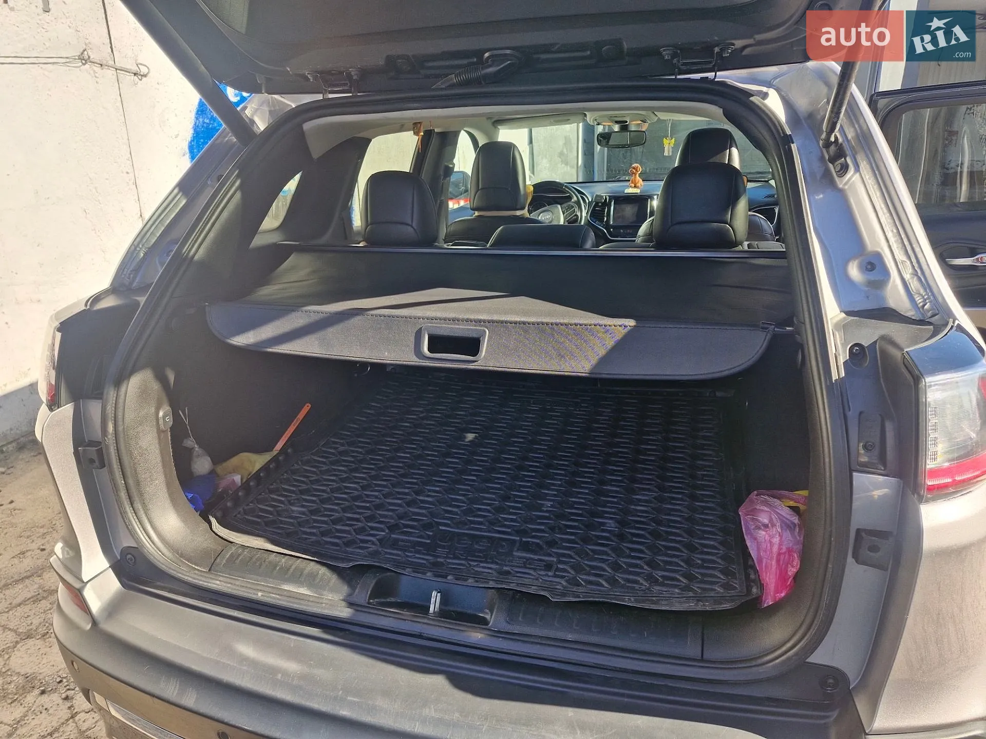2018 Jeep Cherokee - мініатюра 17