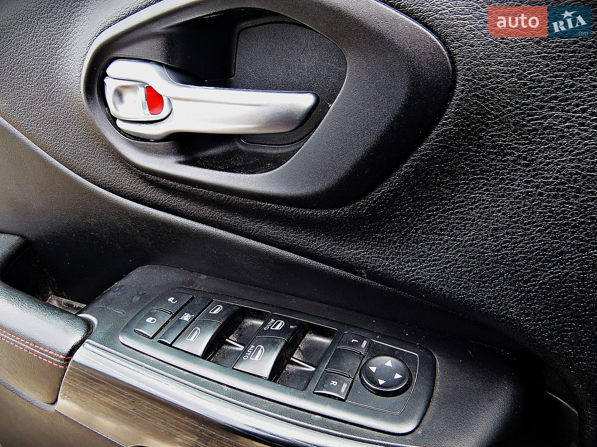 2014 Jeep Cherokee - мініатюра 9