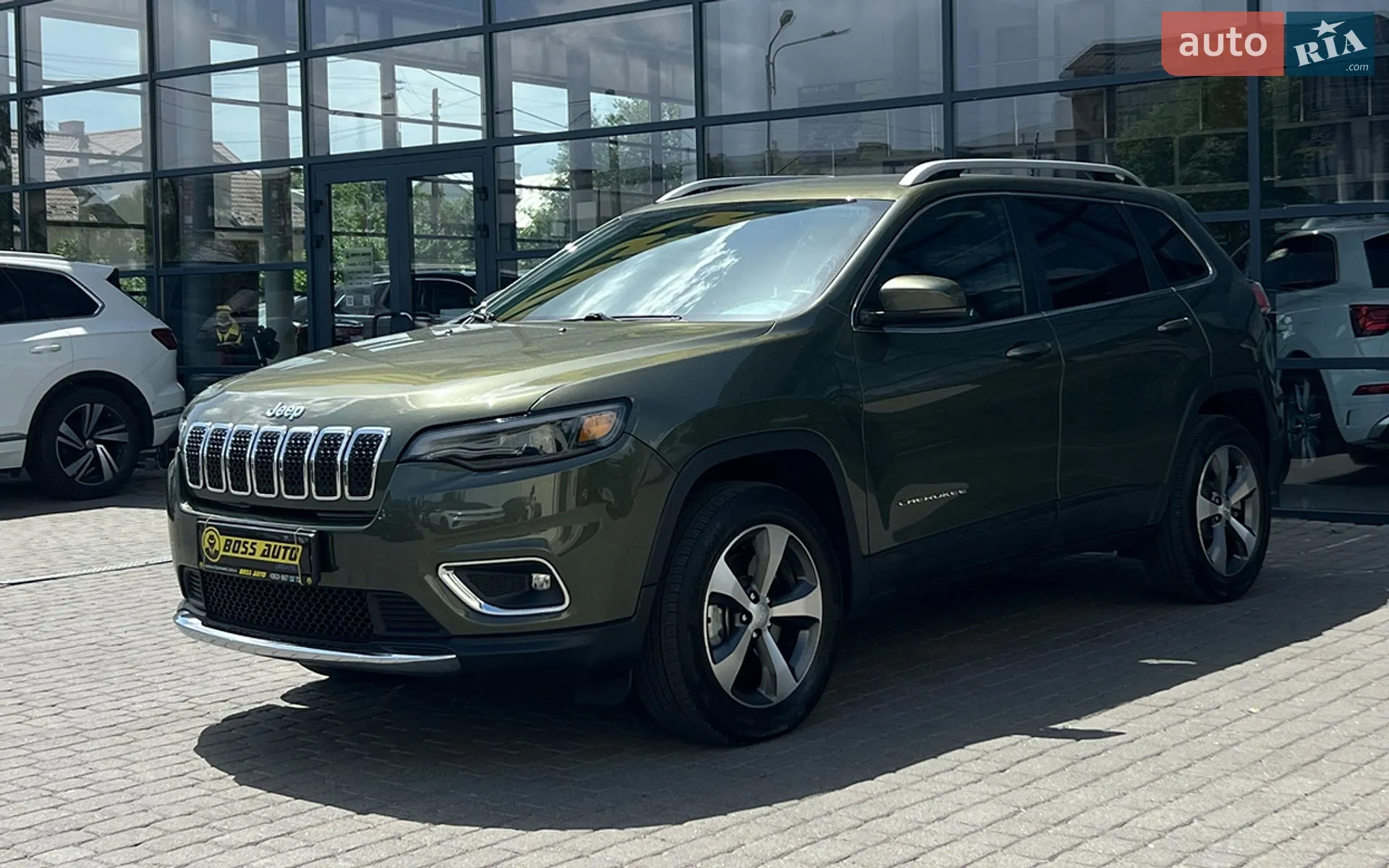 2020 Jeep Cherokee - мініатюра 3