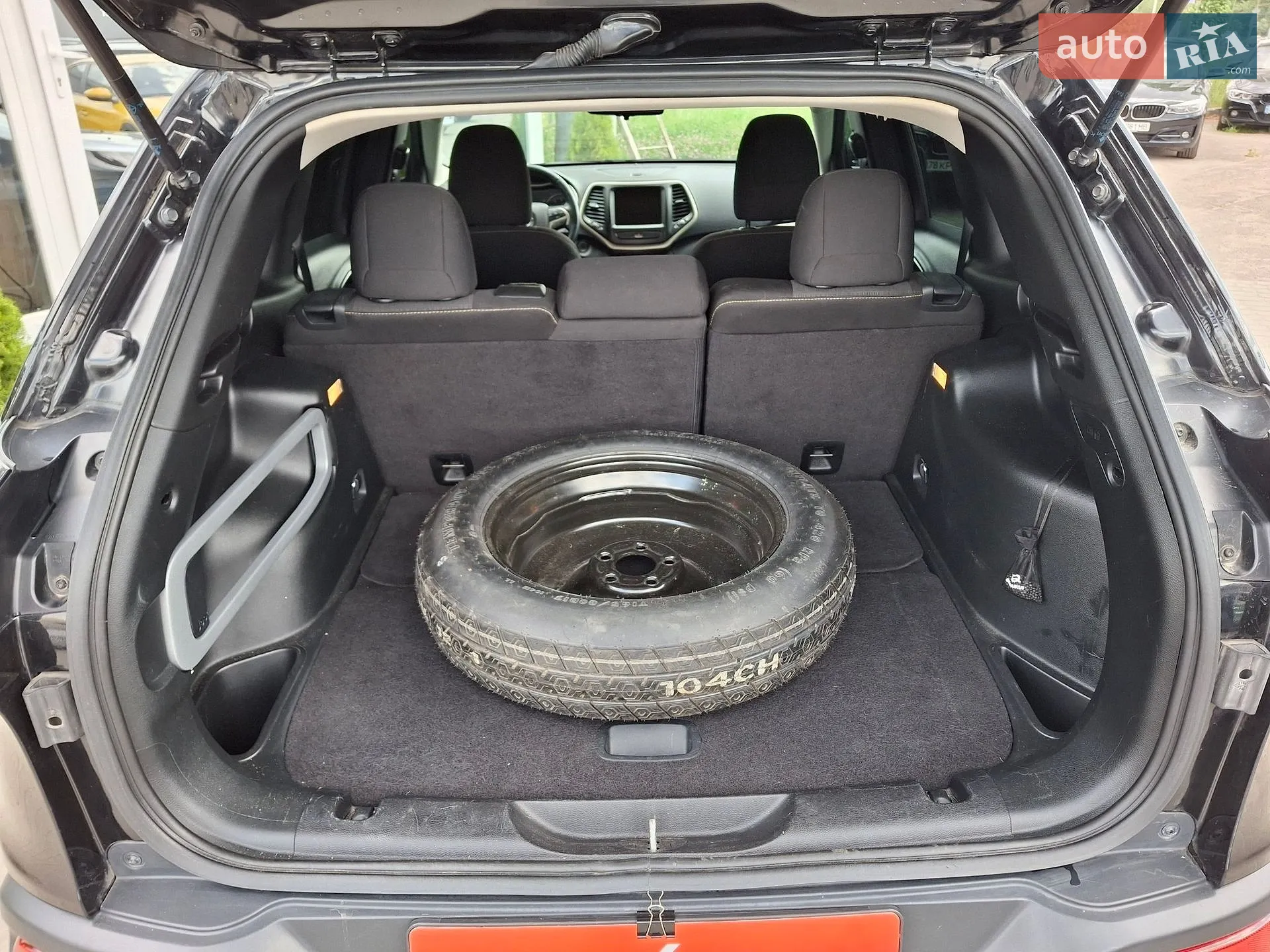 2016 Jeep Cherokee - мініатюра 11