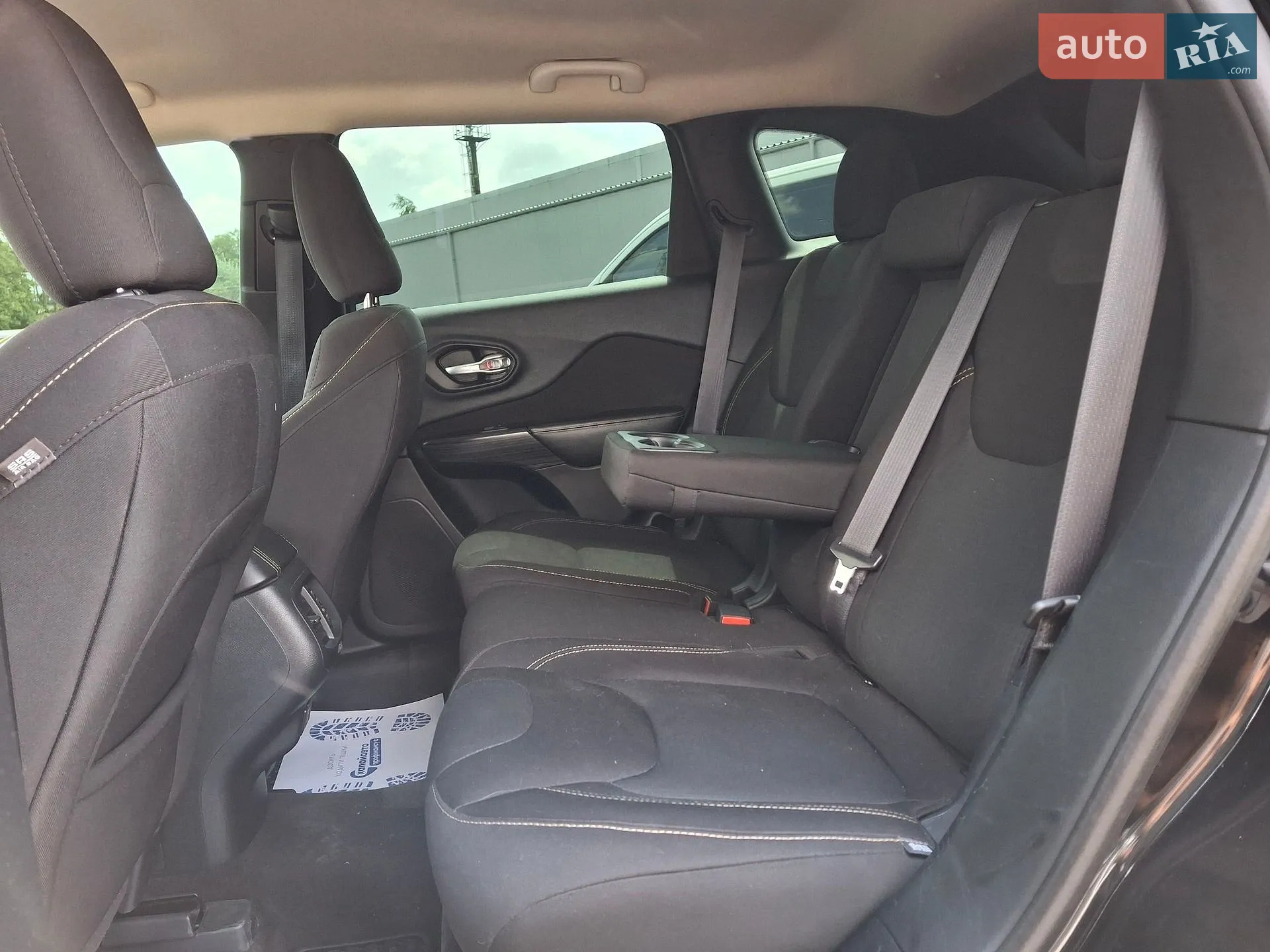 2016 Jeep Cherokee - мініатюра 16