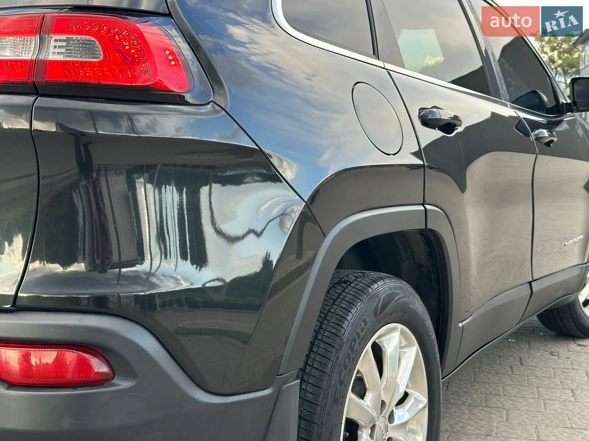 2015 Jeep Cherokee - мініатюра 28