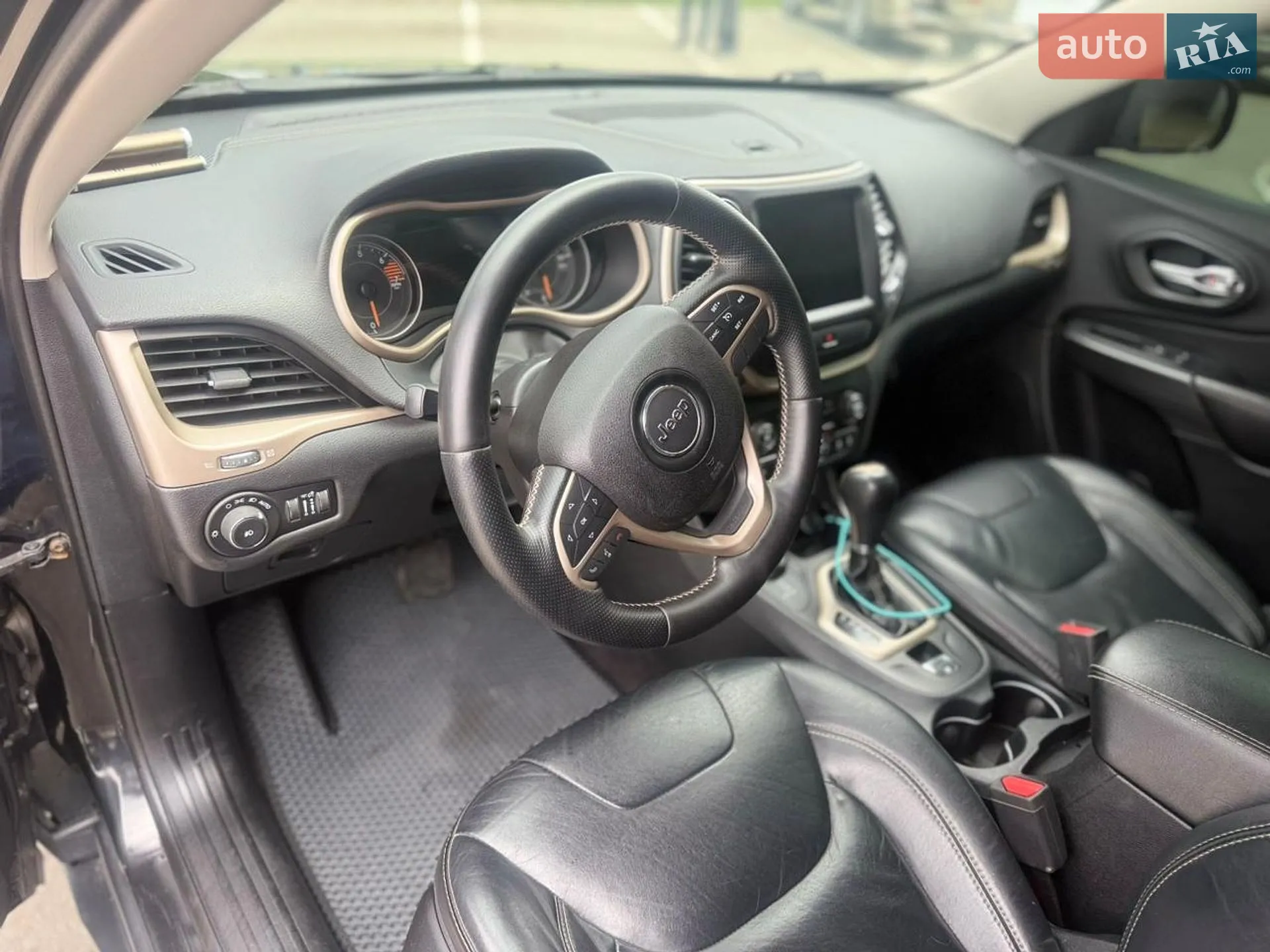 2016 Jeep Cherokee - мініатюра 24