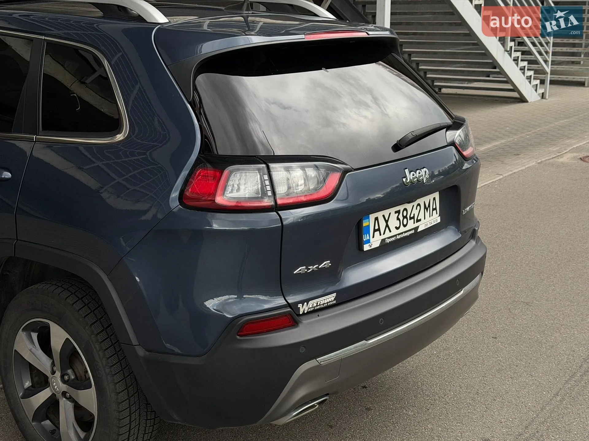 2019 Jeep Cherokee - мініатюра 8