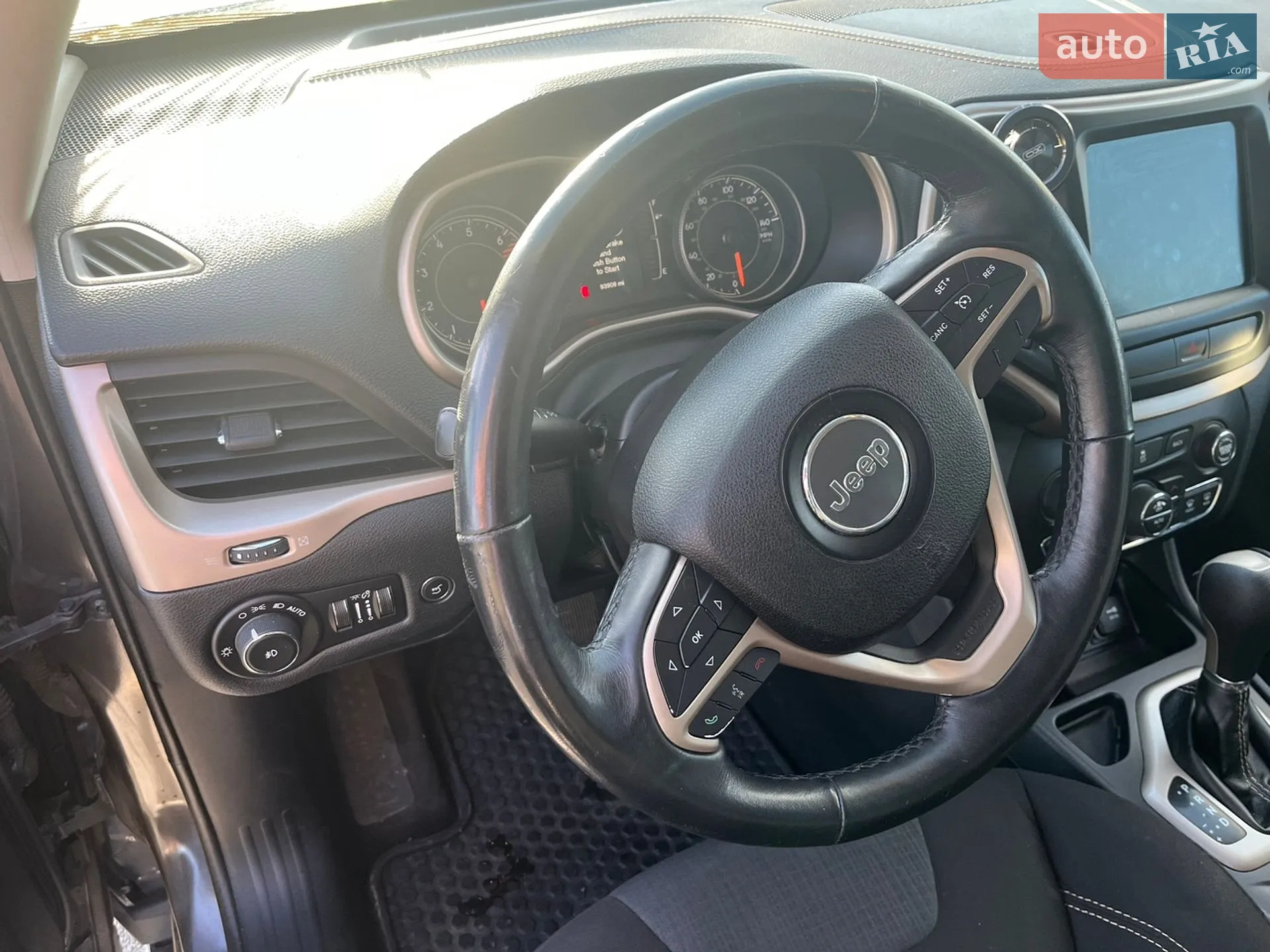 2015 Jeep Cherokee - мініатюра 11