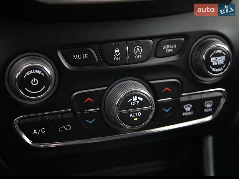 Jeep Cherokee 2019 VIN 1C4PJMBX7LD573116 фото оголошення 9 з 66