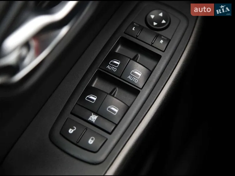 Jeep Cherokee 2019 VIN 1C4PJMBX7LD573116 фото оголошення 13 з 66