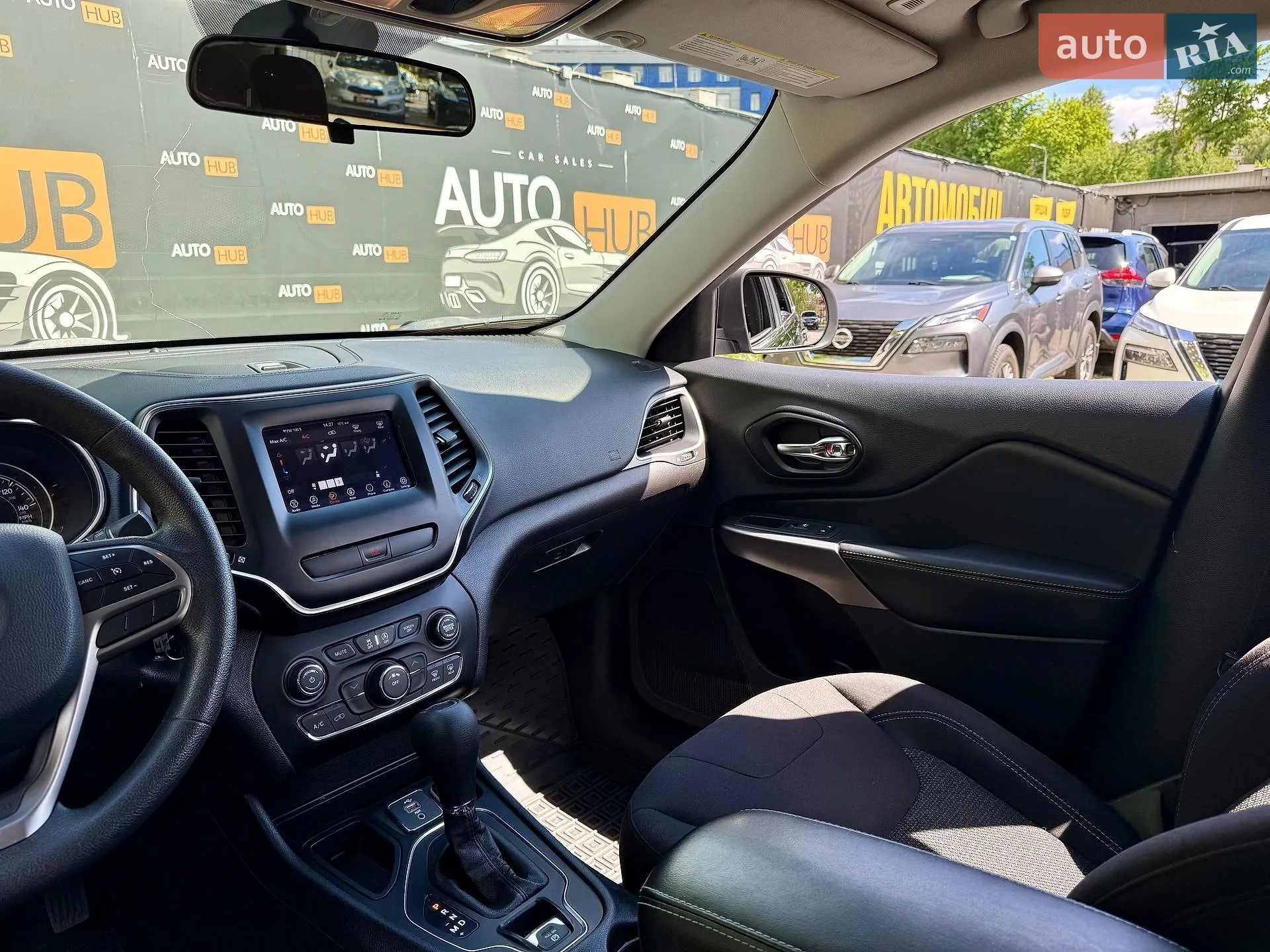 2018 Jeep Cherokee - мініатюра 12