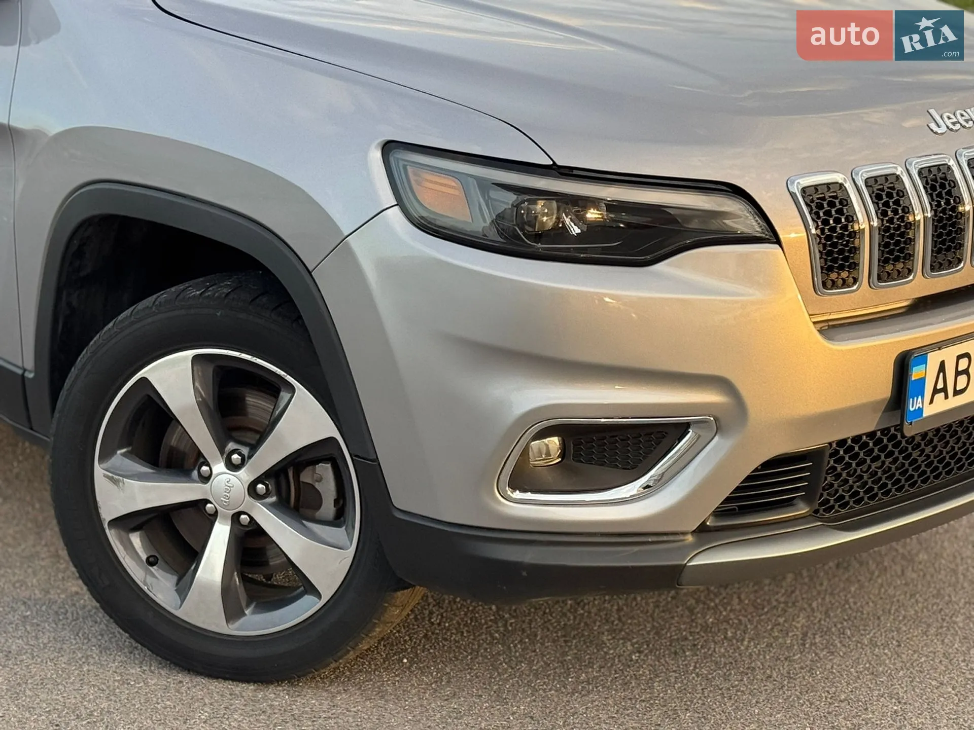 2019 Jeep Cherokee - мініатюра 11