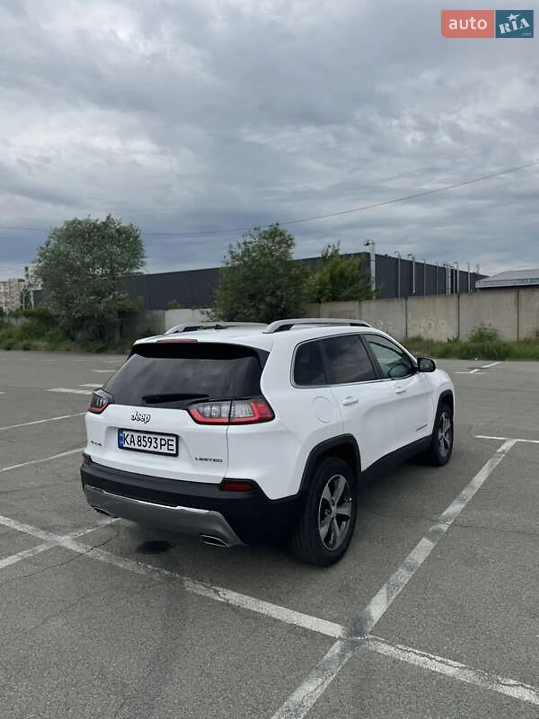 2019 Jeep Cherokee - мініатюра 3