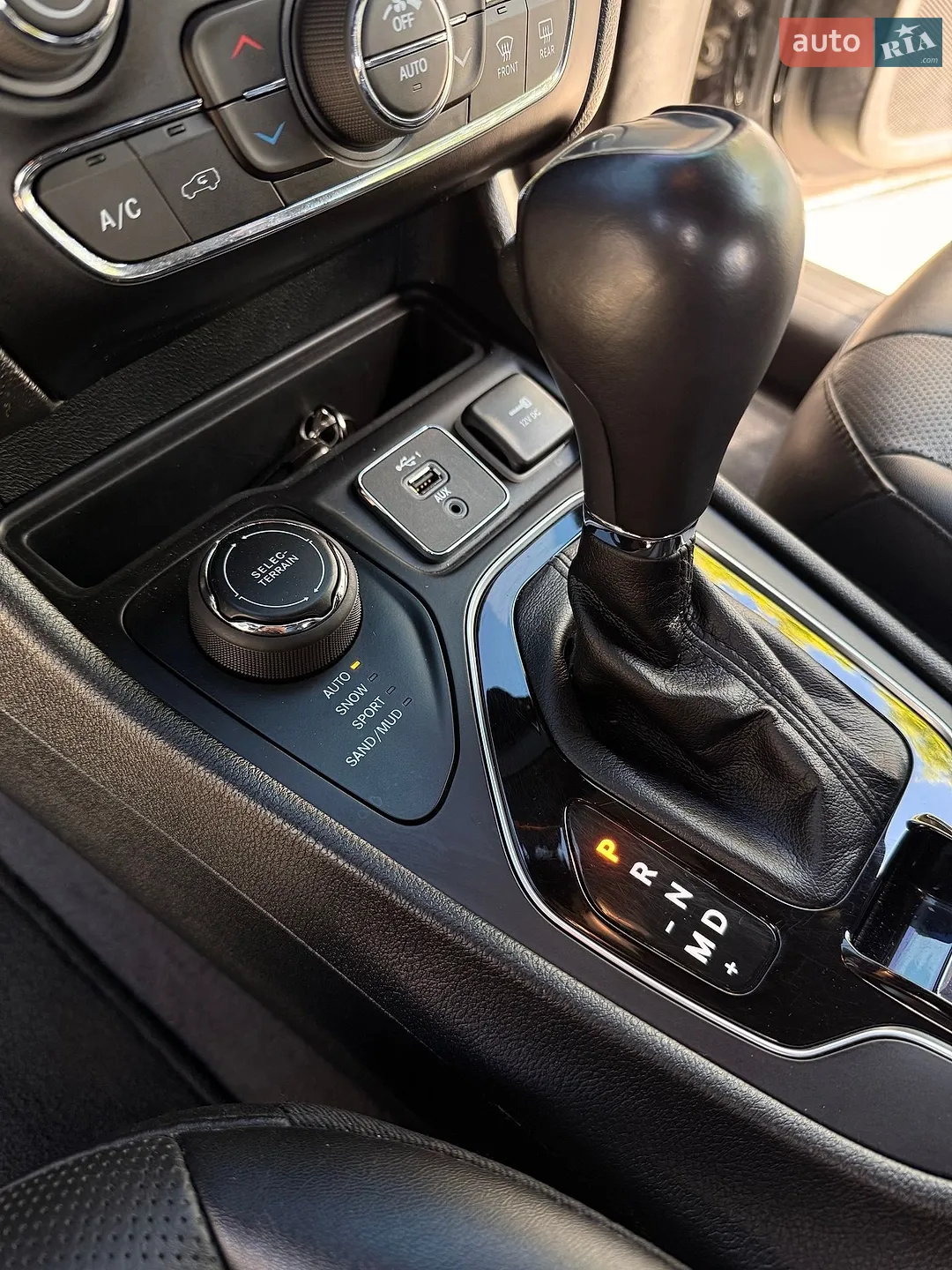 2023 Jeep Cherokee - мініатюра 15