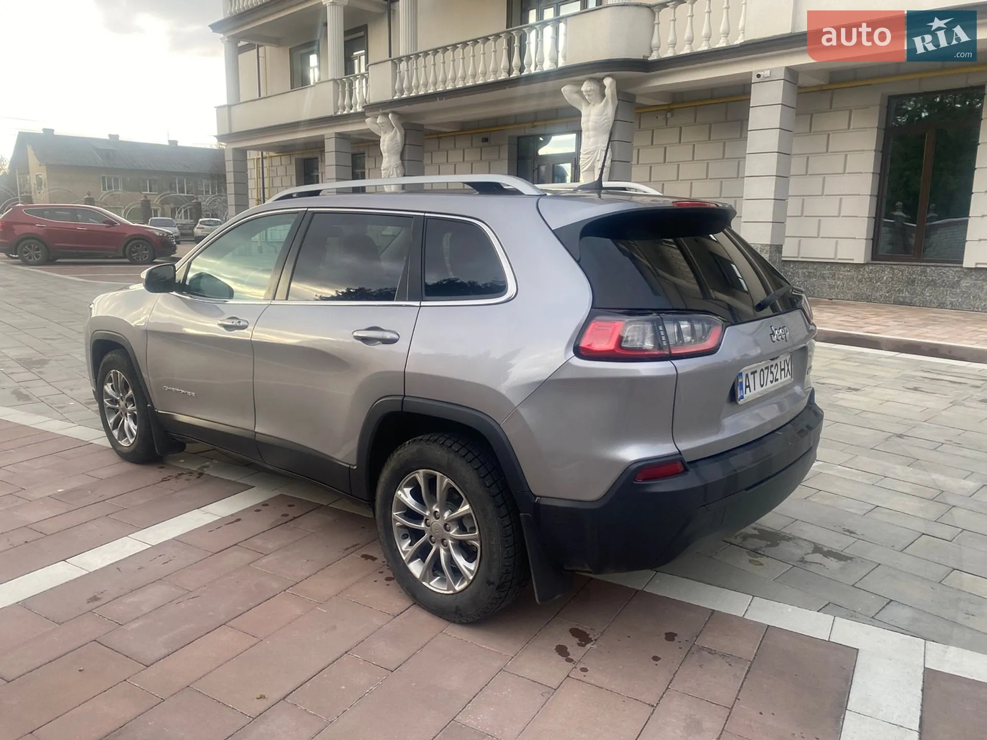2018 Jeep Cherokee - мініатюра 3