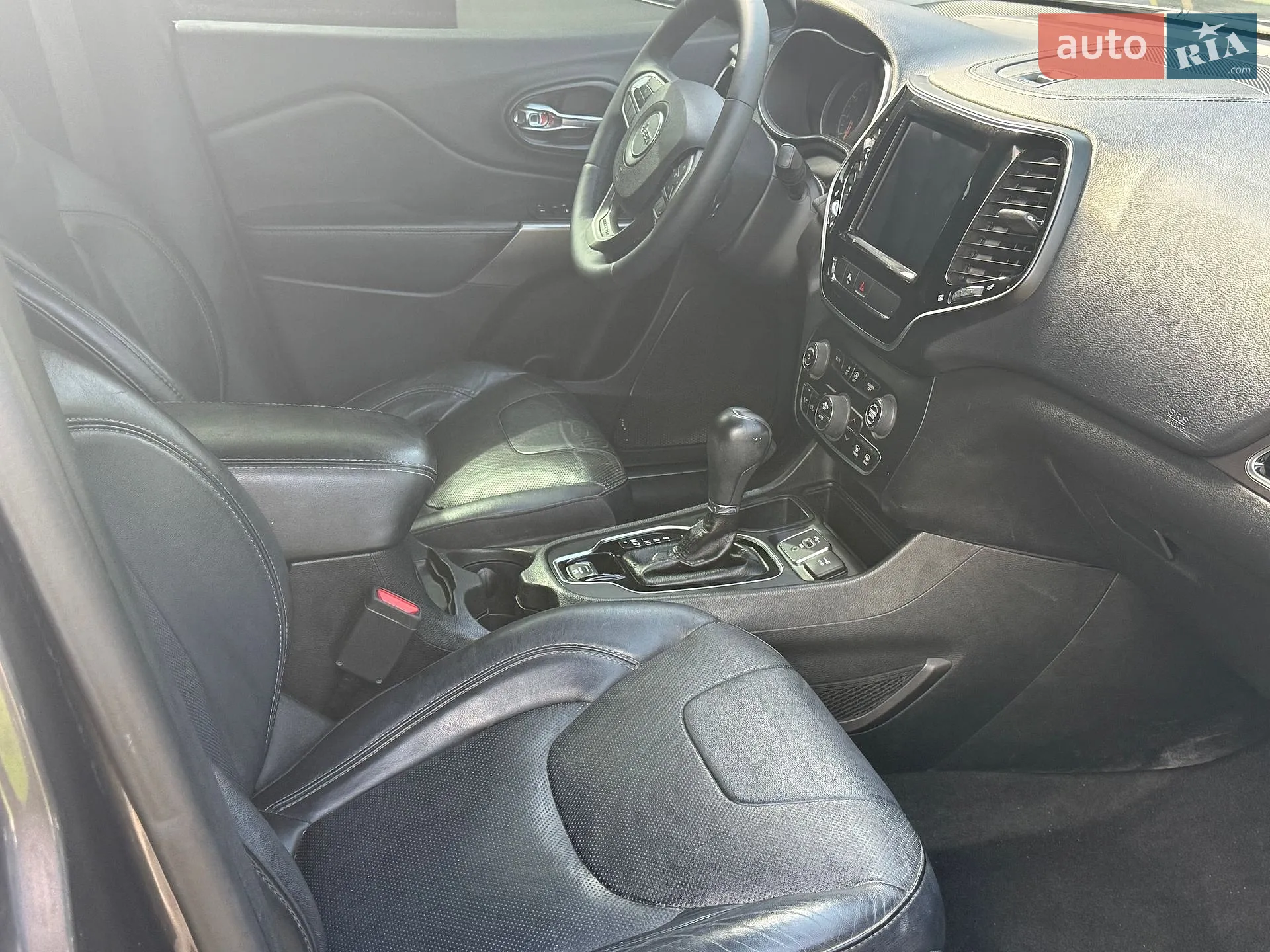 2019 Jeep Cherokee - мініатюра 10