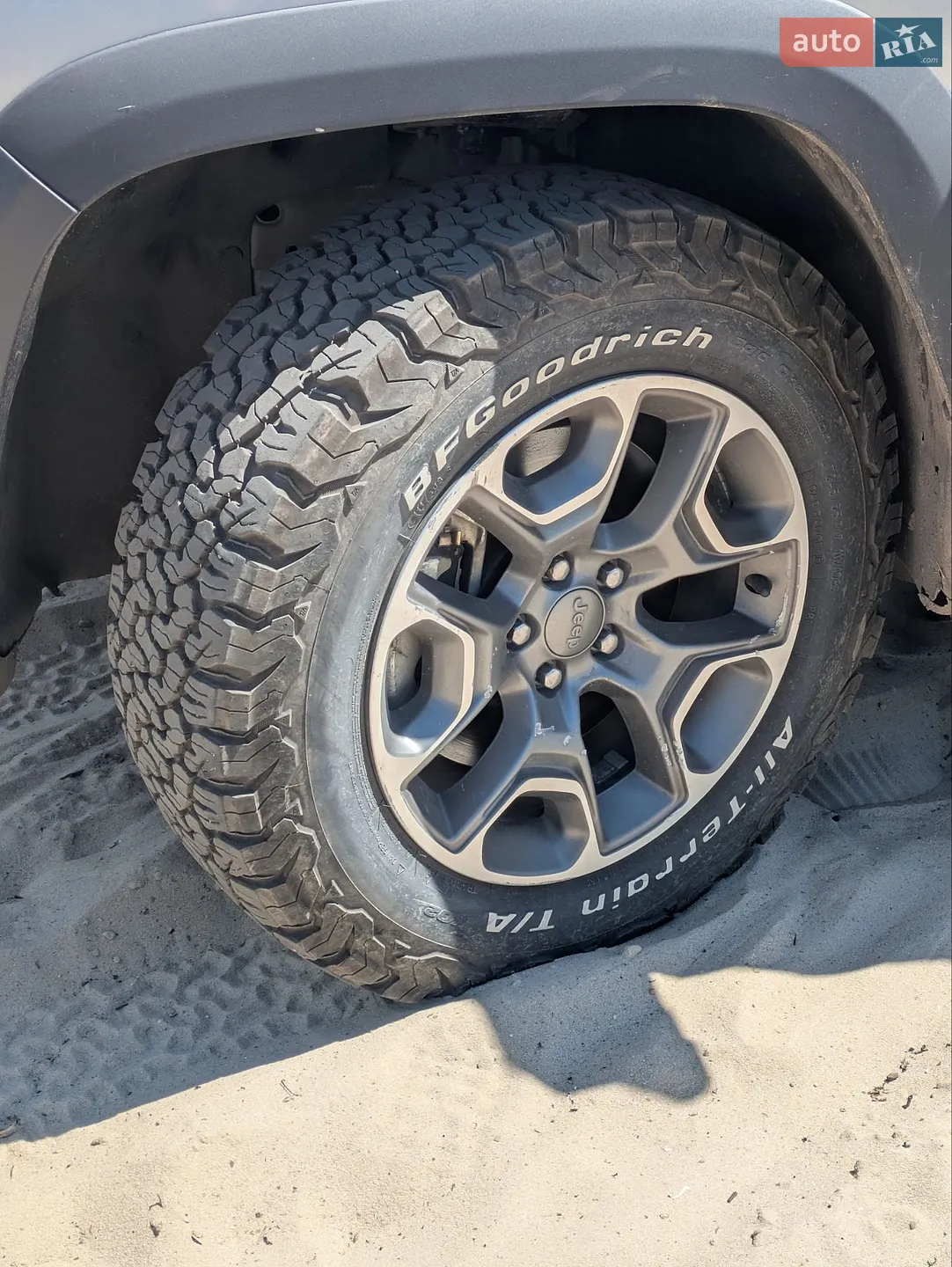 2021 Jeep Cherokee - мініатюра 9