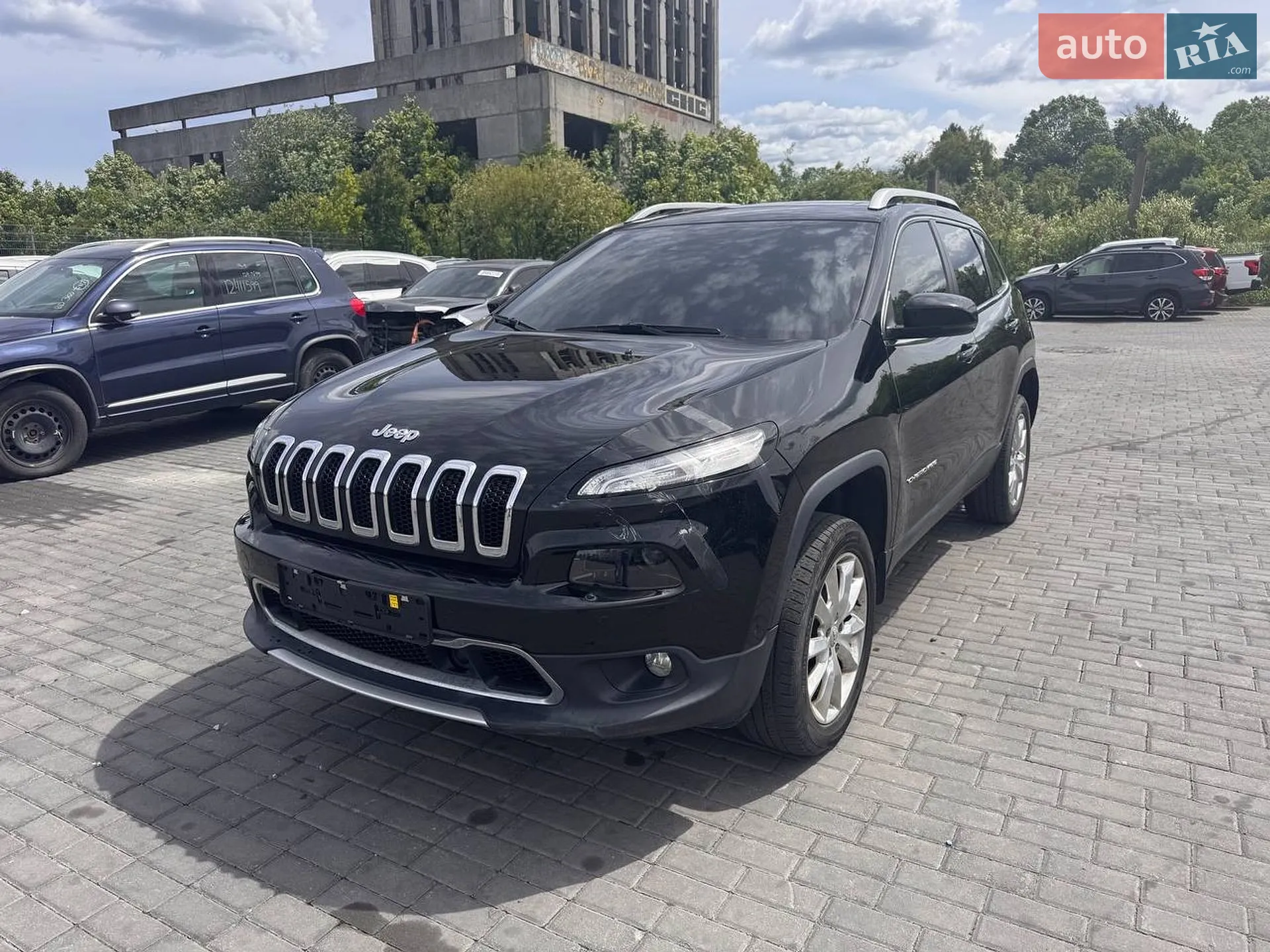2017 Jeep Cherokee - фото 1