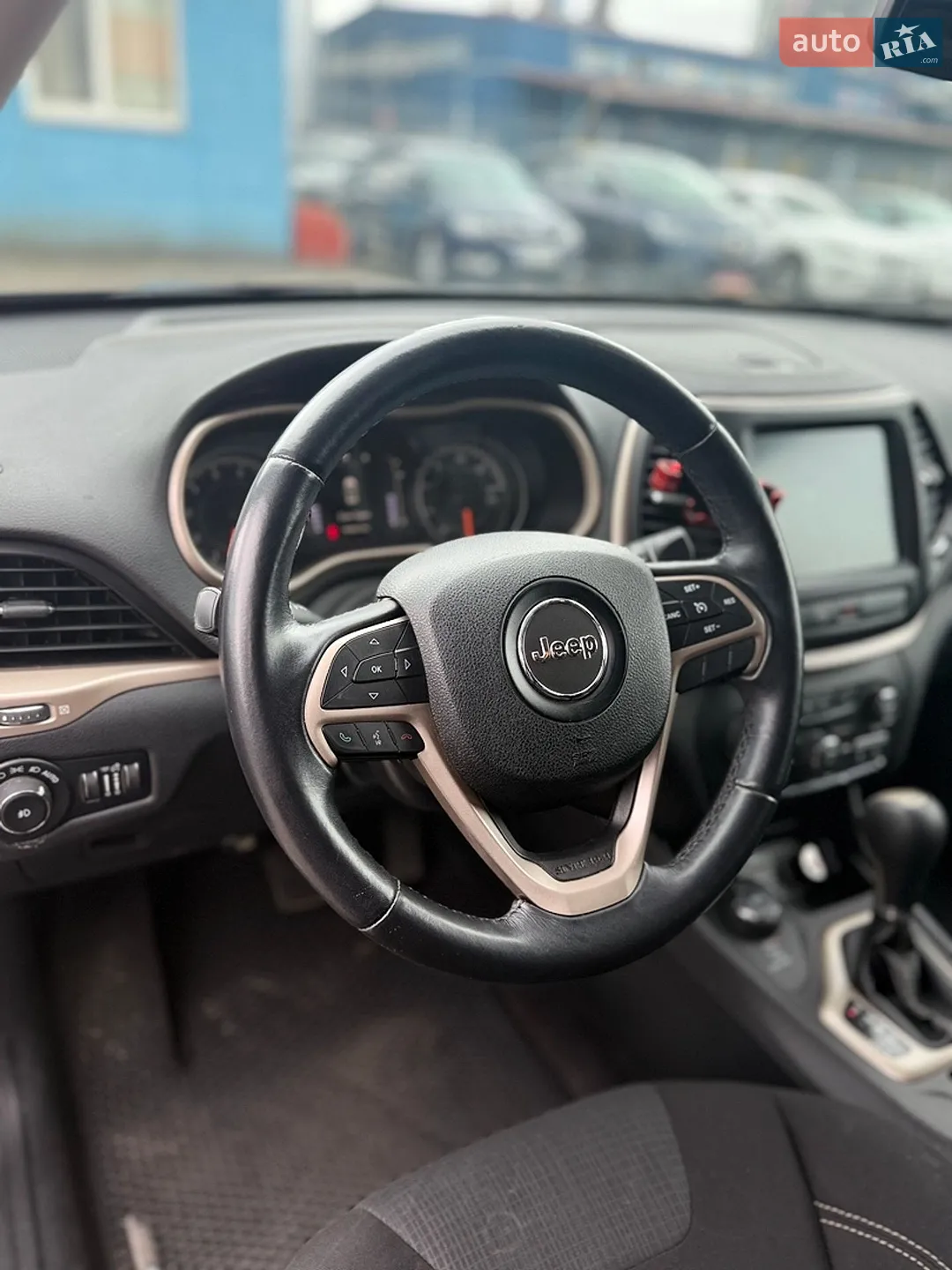 2016 Jeep Cherokee - мініатюра 21