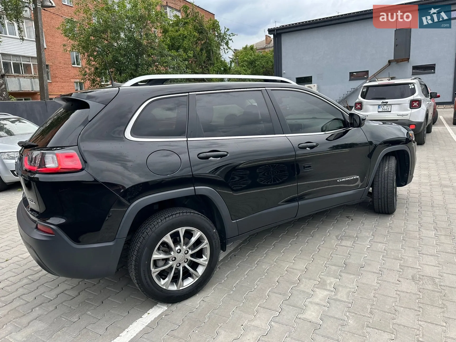 2019 Jeep Cherokee - мініатюра 9