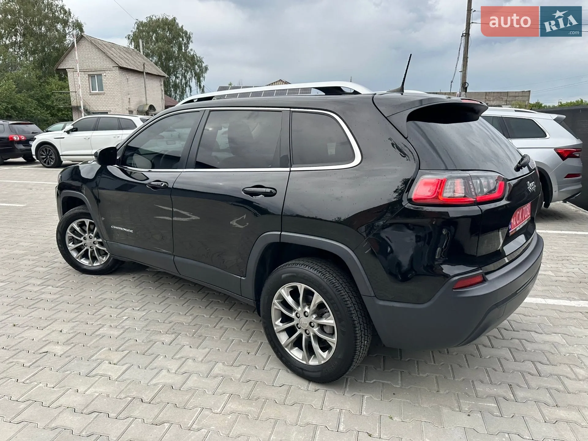 2019 Jeep Cherokee - мініатюра 19