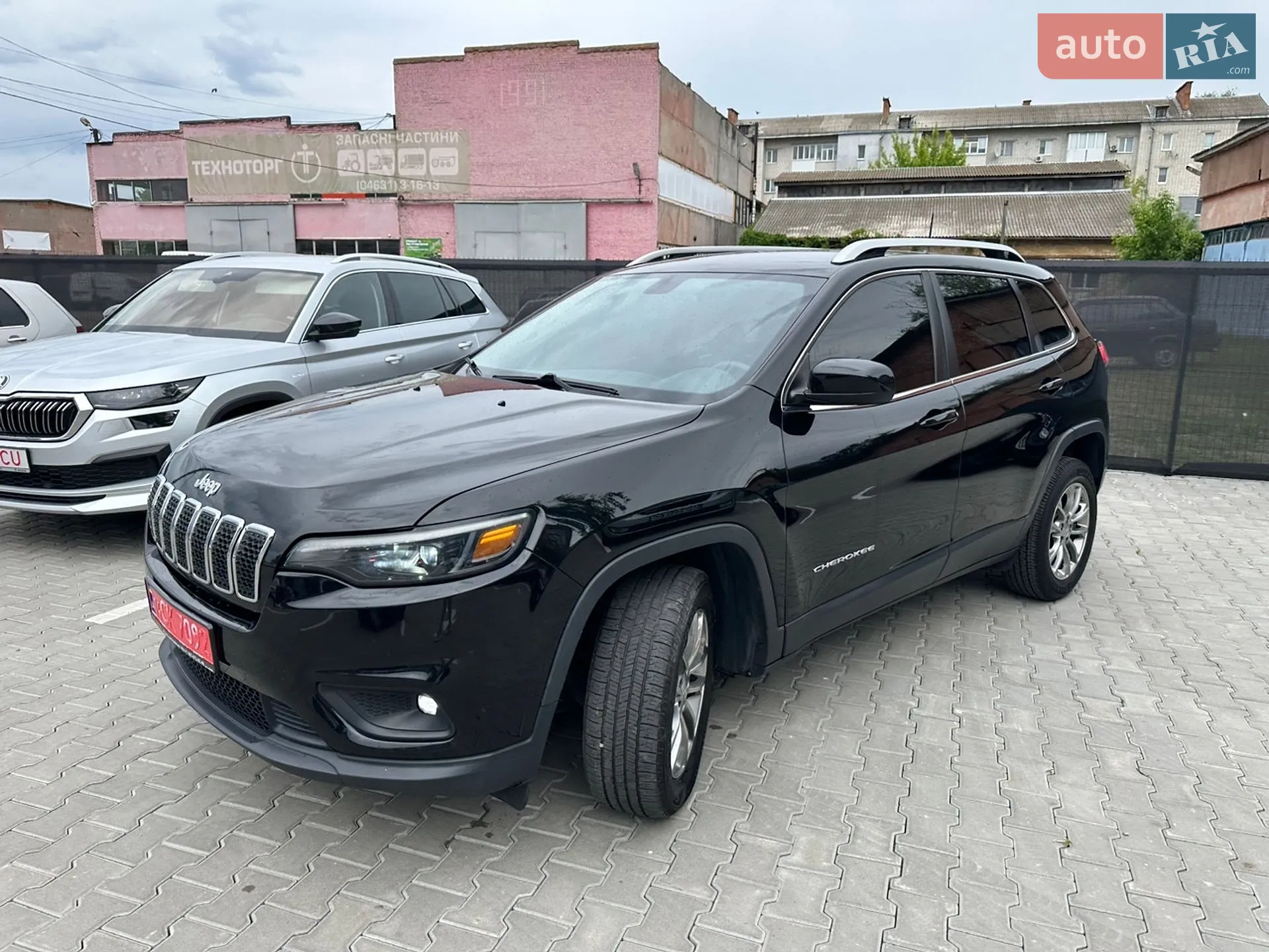 2019 Jeep Cherokee - мініатюра 25