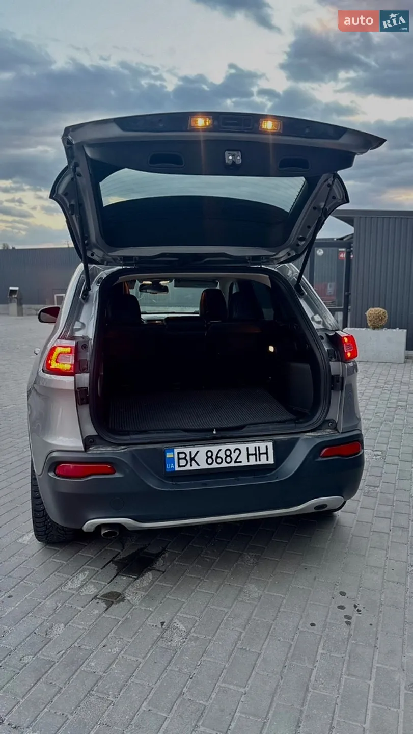 2016 Jeep Cherokee - мініатюра 7