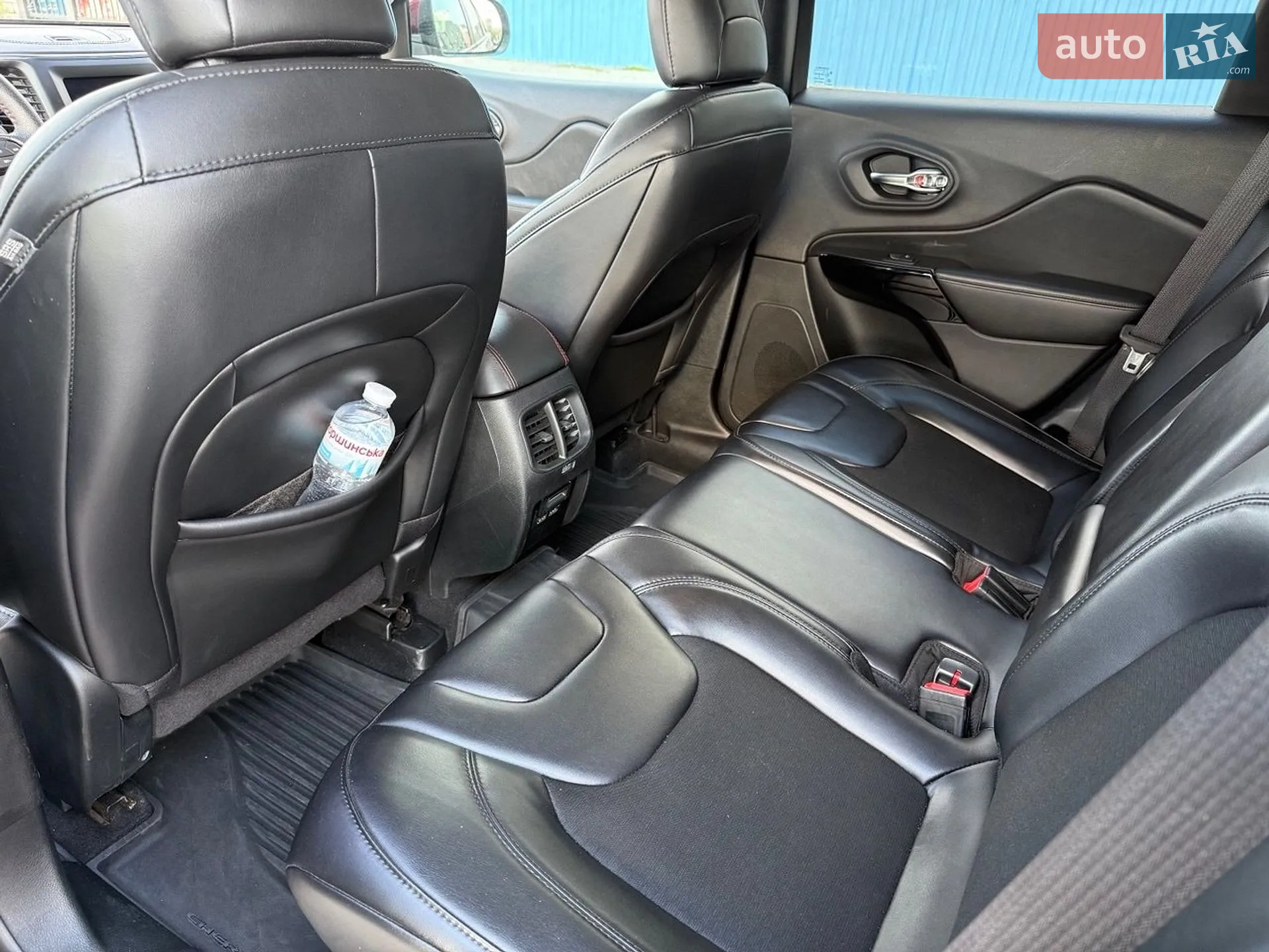 2019 Jeep Cherokee - мініатюра 8