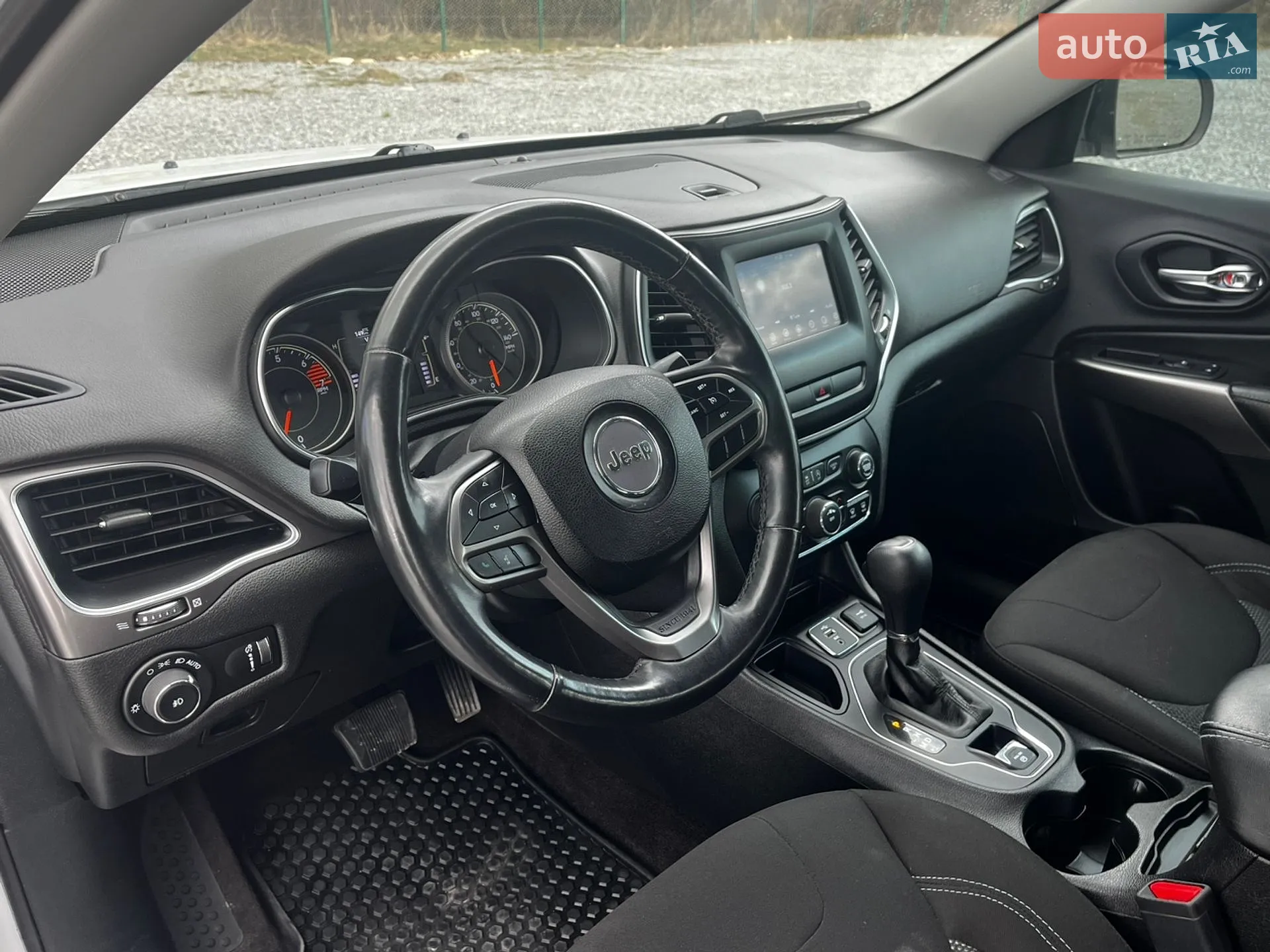 2018 Jeep Cherokee - мініатюра 11