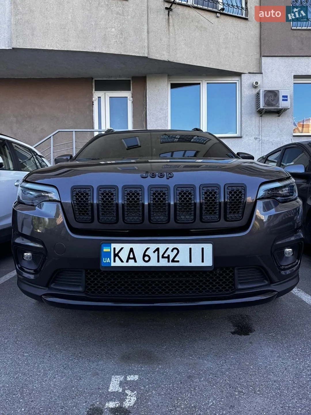 2020 Jeep Cherokee - мініатюра 3