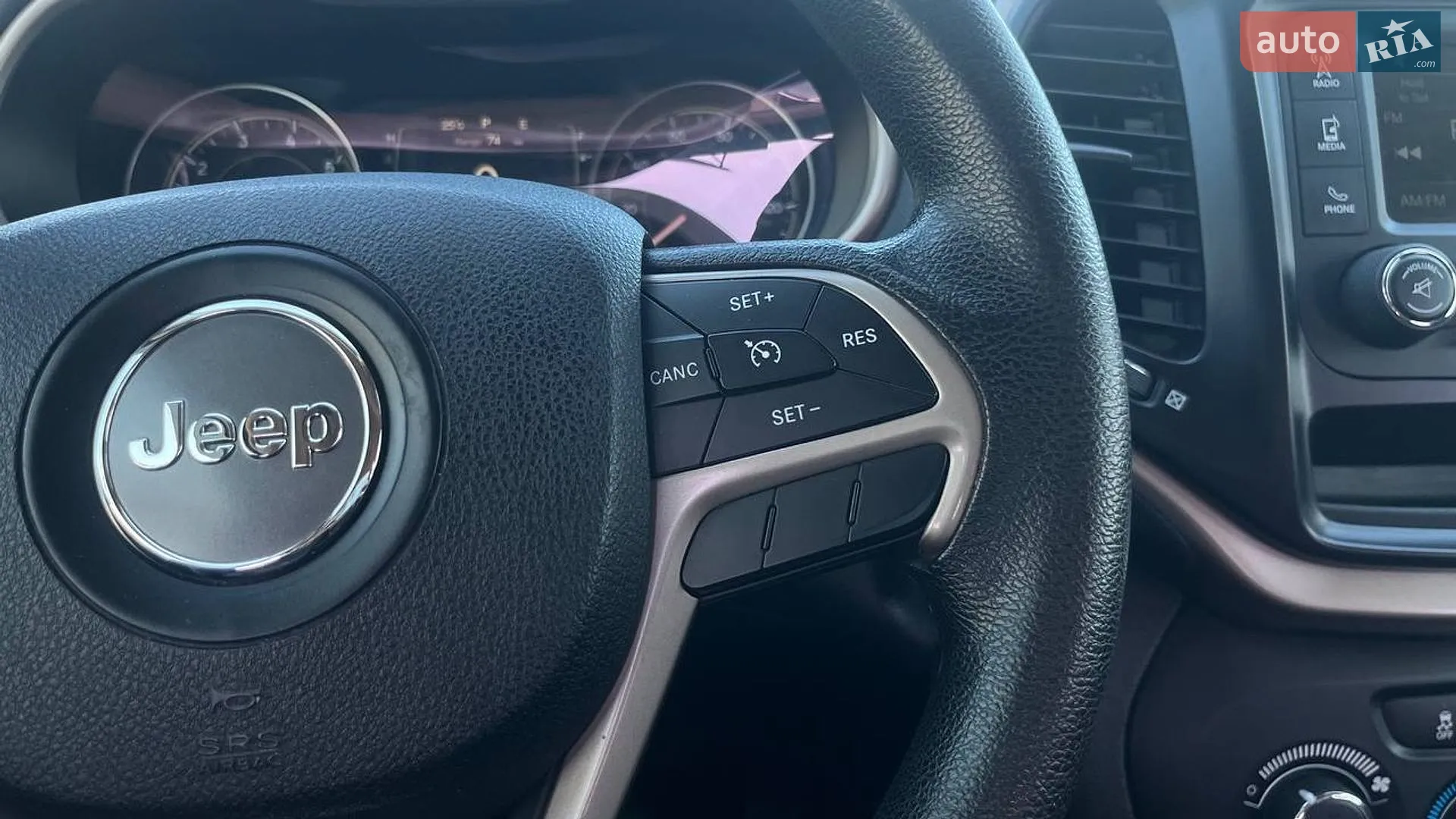 2014 Jeep Cherokee - мініатюра 20