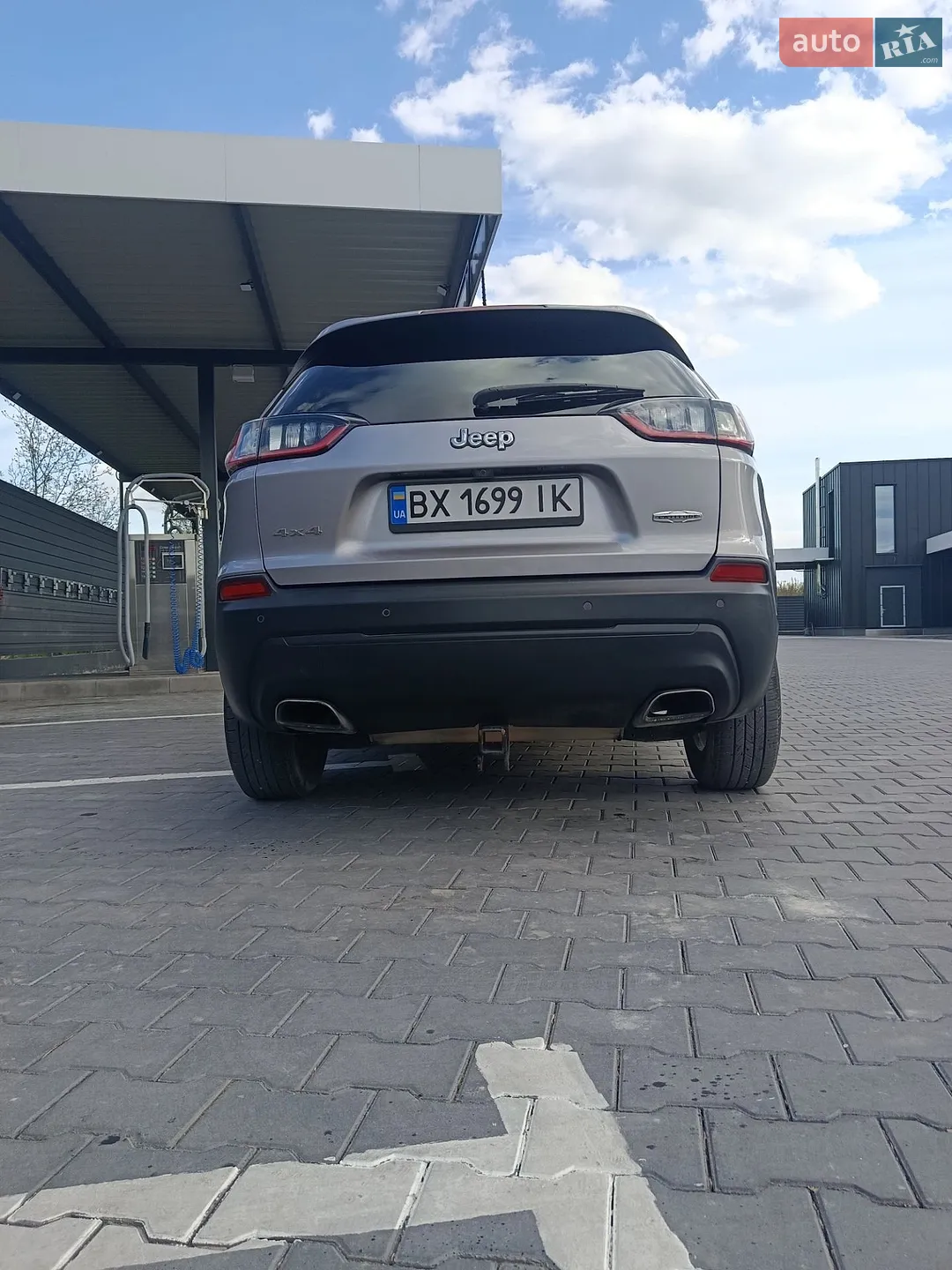 2018 Jeep Cherokee - мініатюра 12