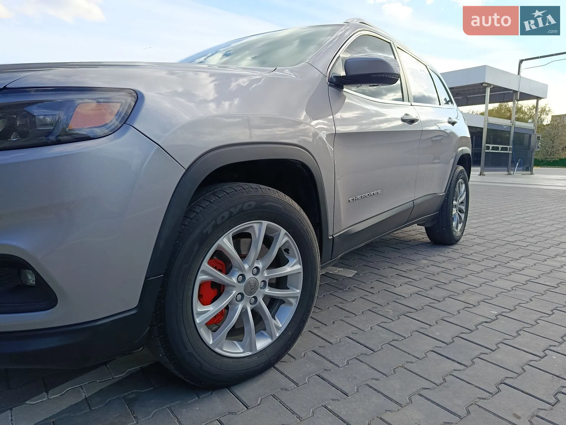 2018 Jeep Cherokee - мініатюра 17