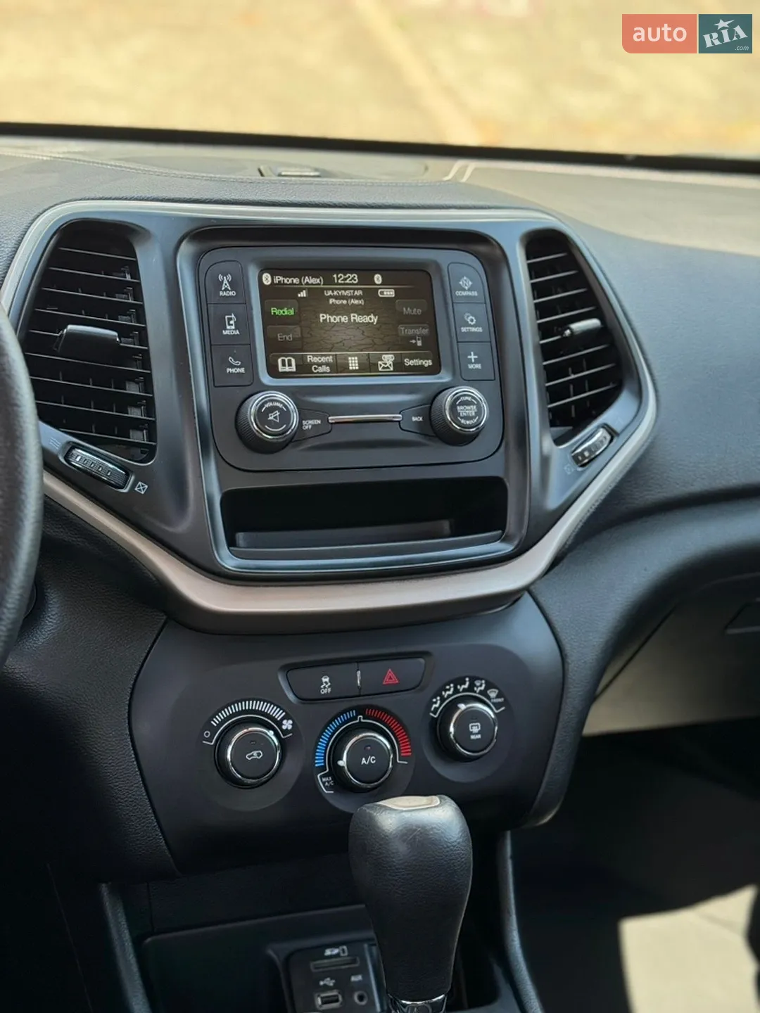 2015 Jeep Cherokee - мініатюра 22